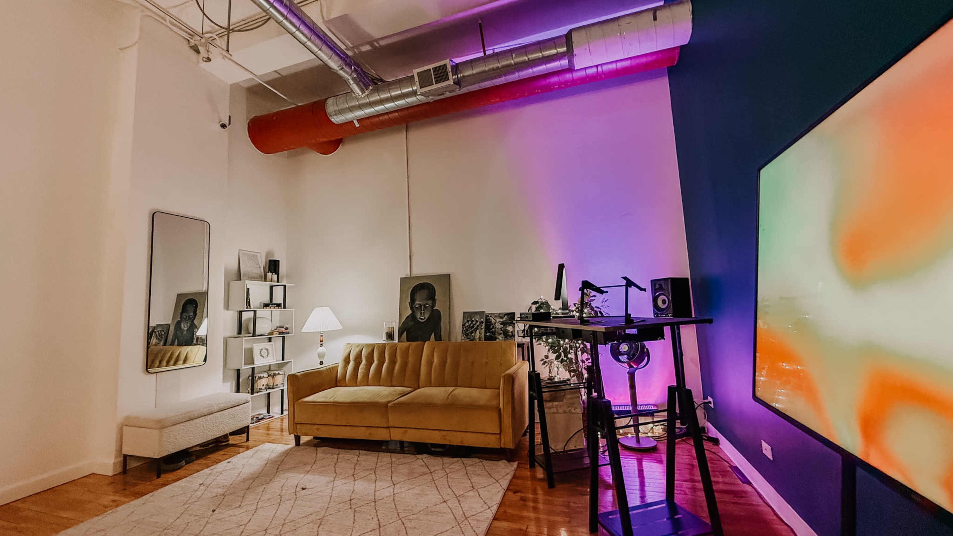 Creative Studio Image in Lake View, Chicago, IL