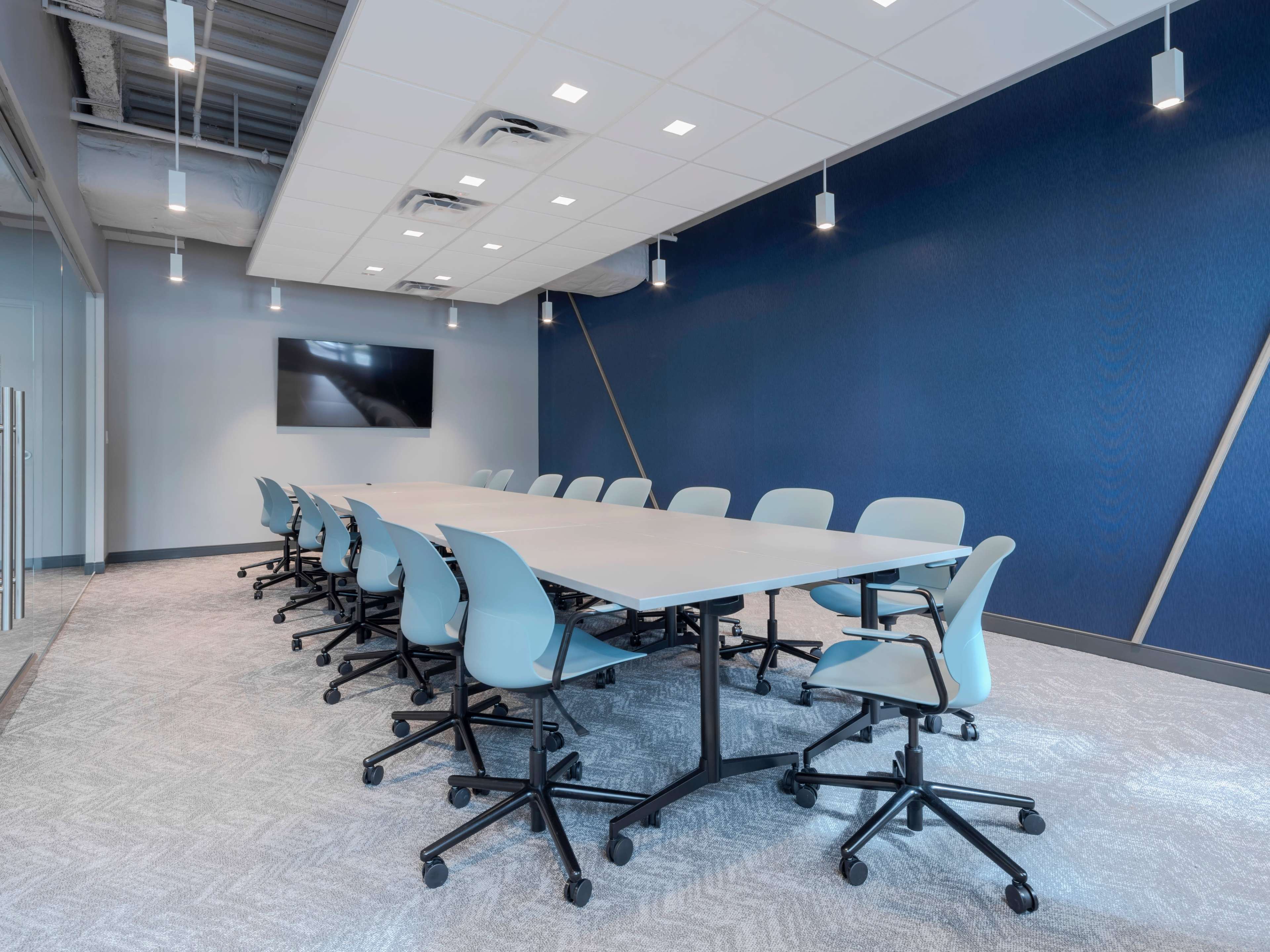 16 People Conference Room Image in Doral, Doral, FL