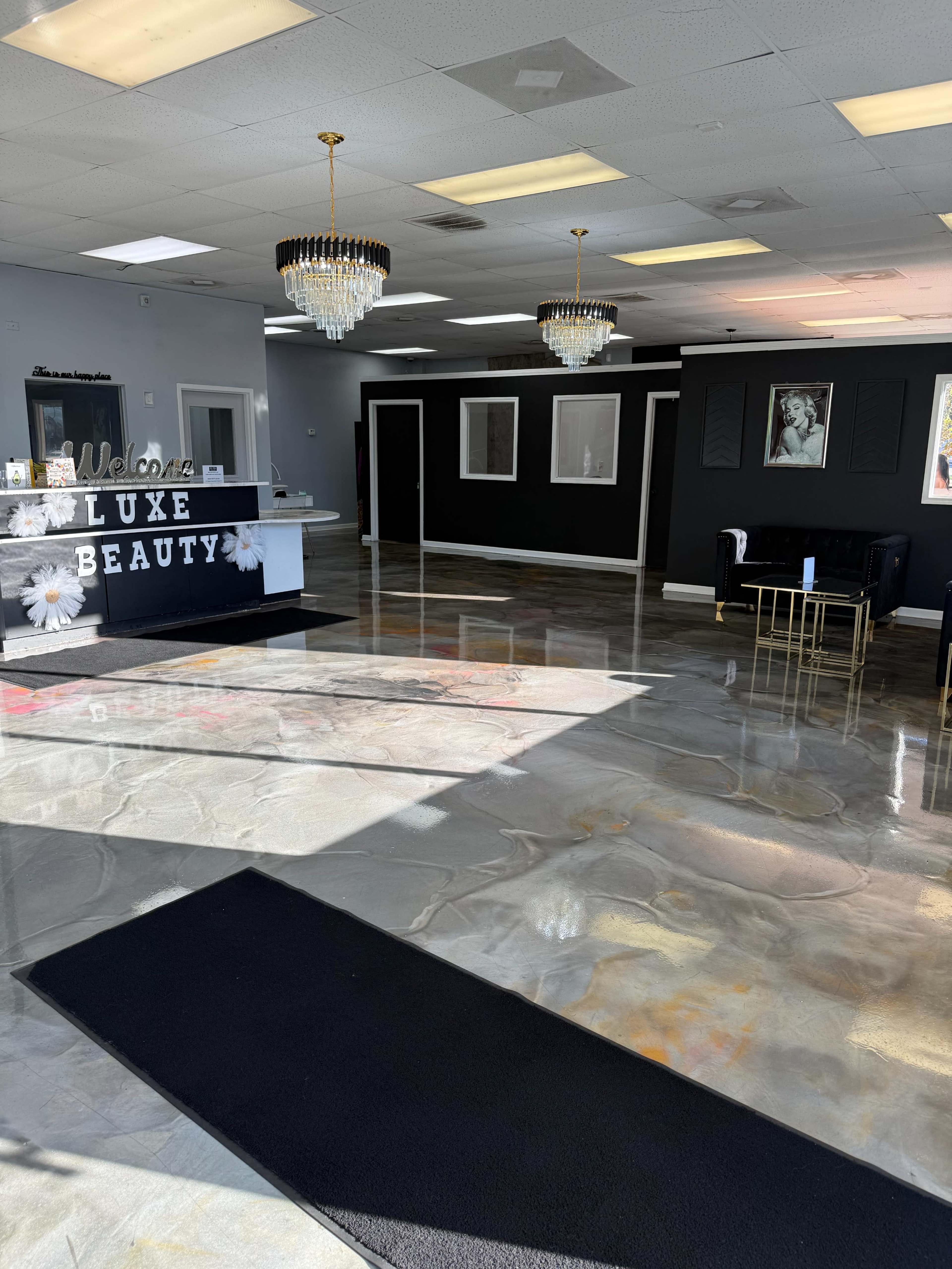 Luxury Showroom & Creative Beauty Suites Image in Franklin Park, Detroit, MI