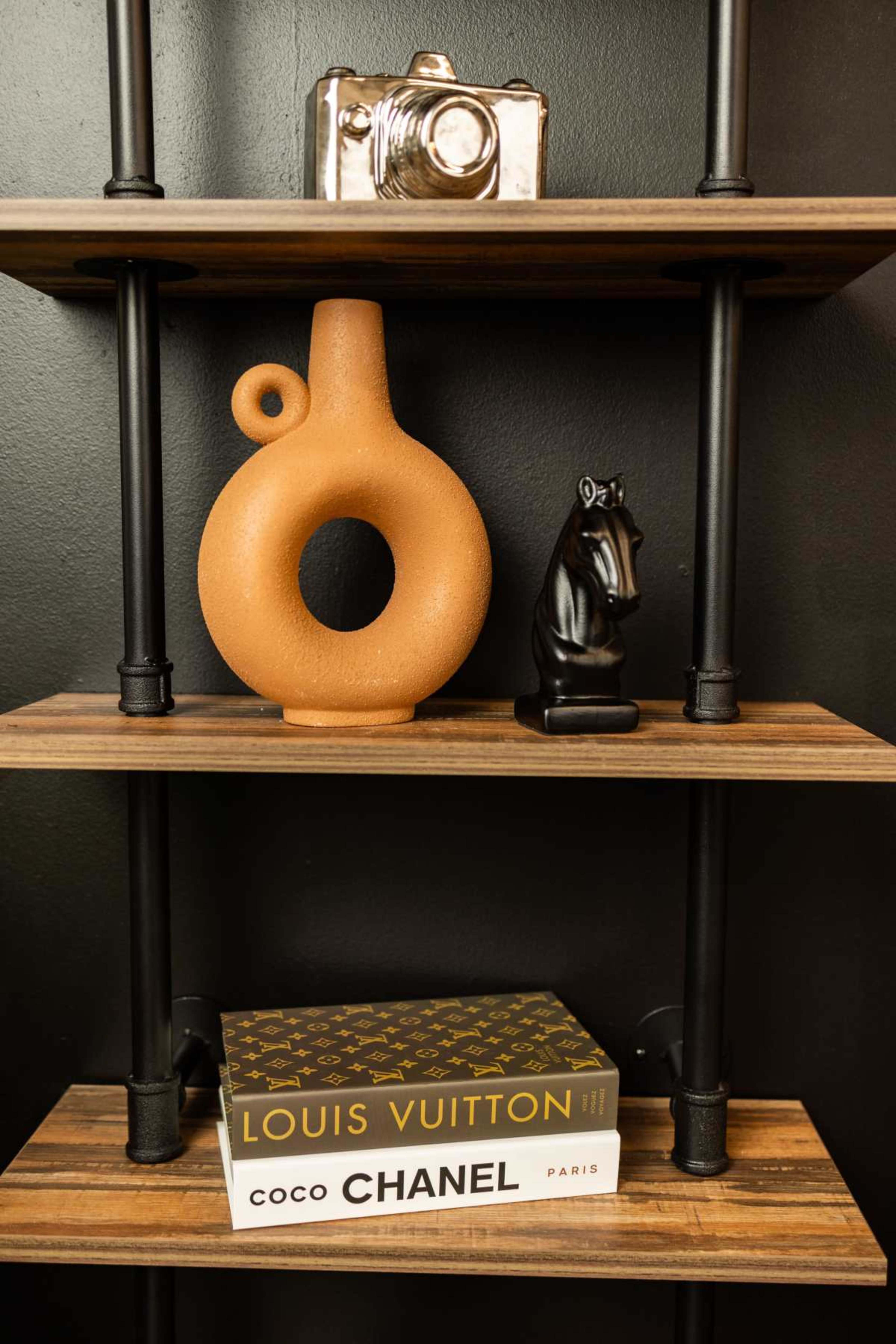 Photo Studio With Cyc Wall Image in Lawrenceville, Lawrenceville, GA