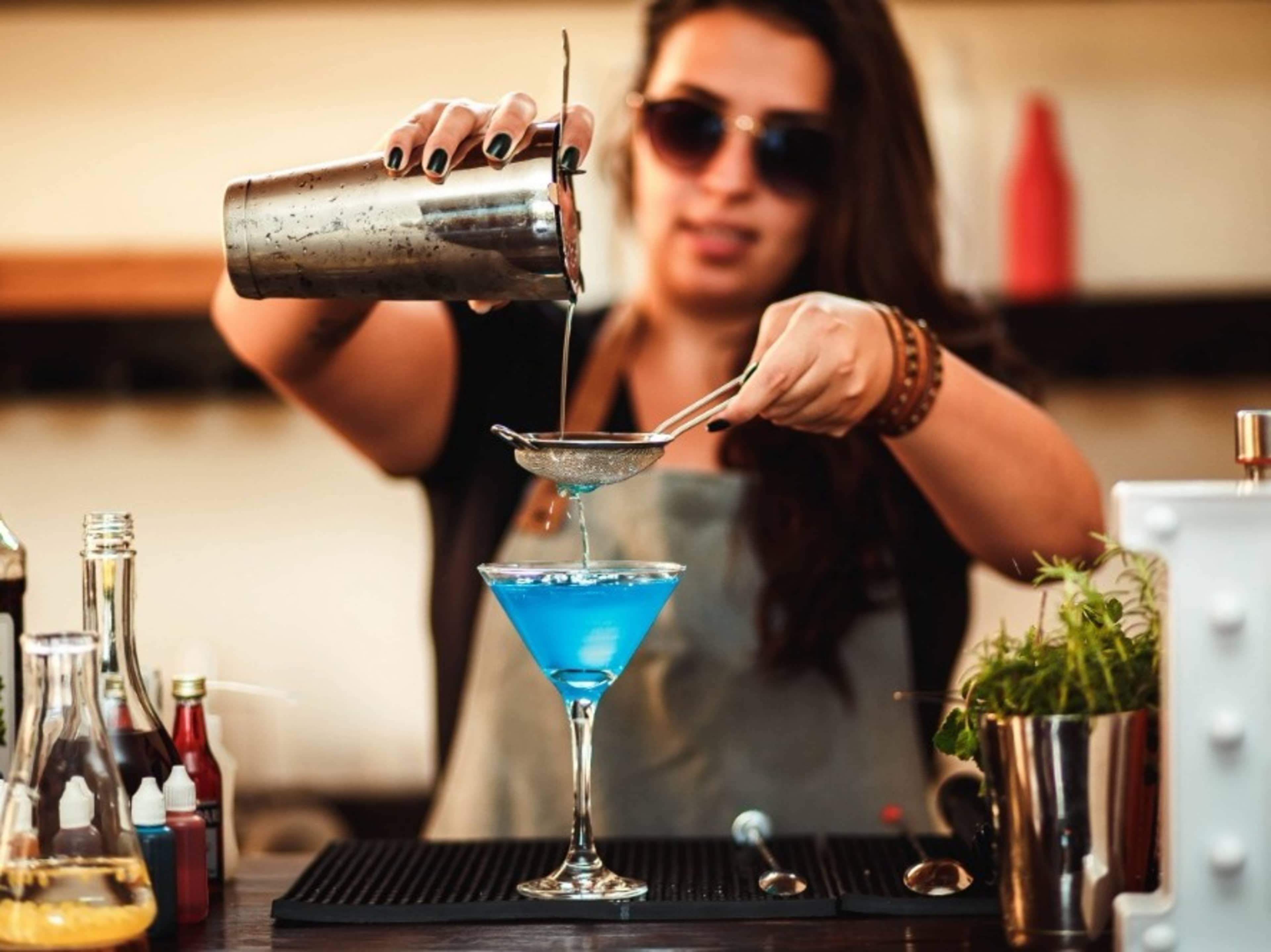 Kushions Bar Service