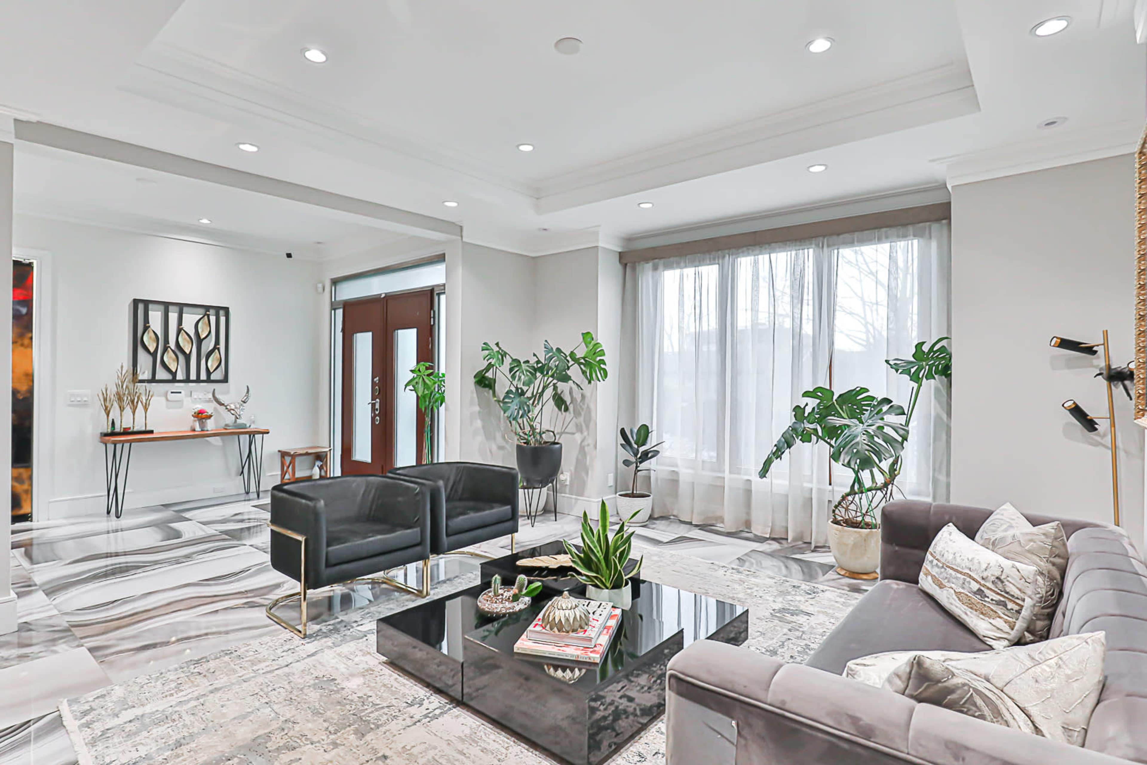 Luxurious HoWelcome to oneElevate your next event, productio or corparate gathering in this stunning 5 bedroom luxury house located in Torntouse Toronto Image in Banbury-Don Mills, Toronto, ON