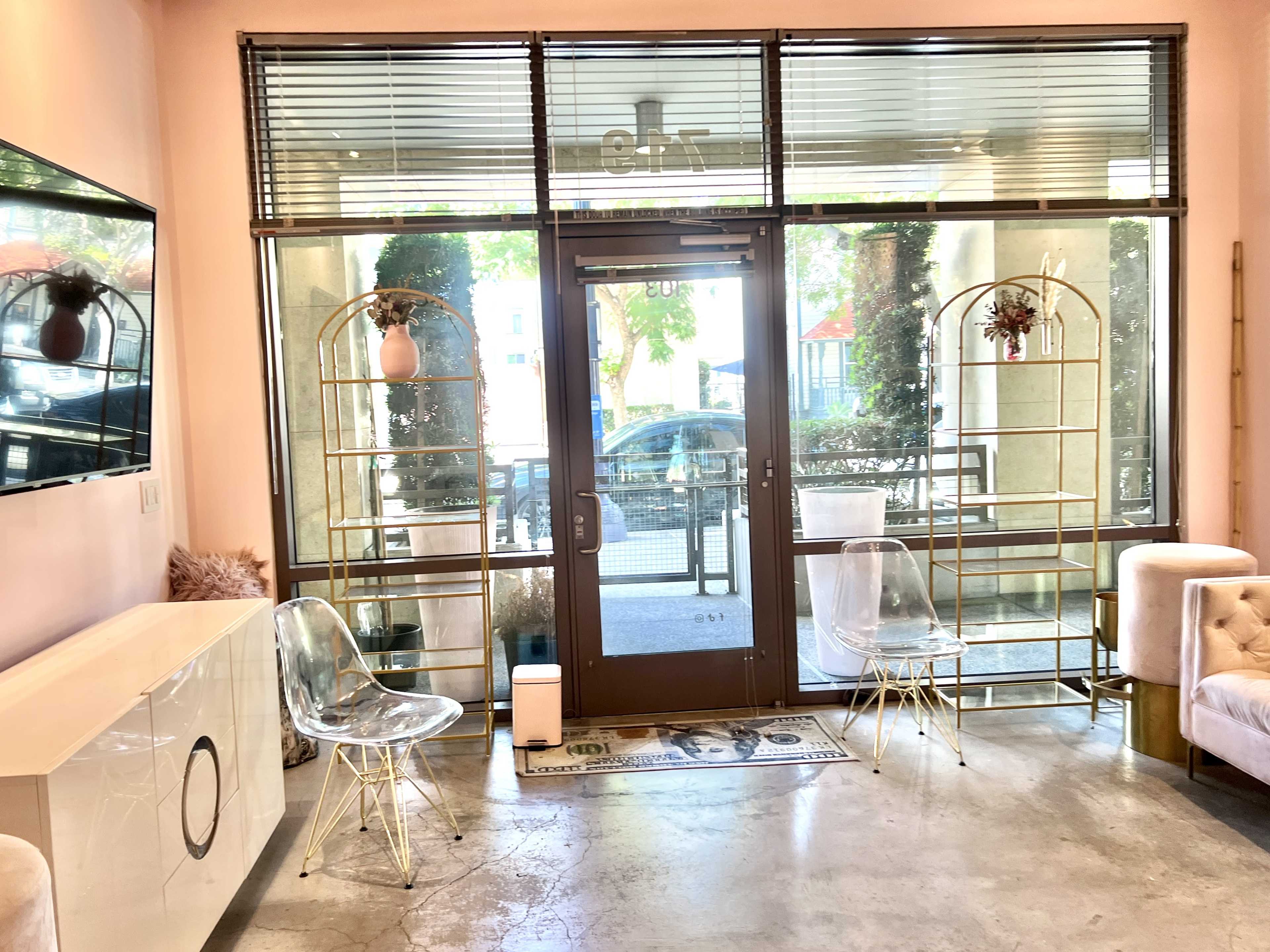 Downtown Boutique Studio with Soft Lux Vibes Image in East Village, San Diego, CA