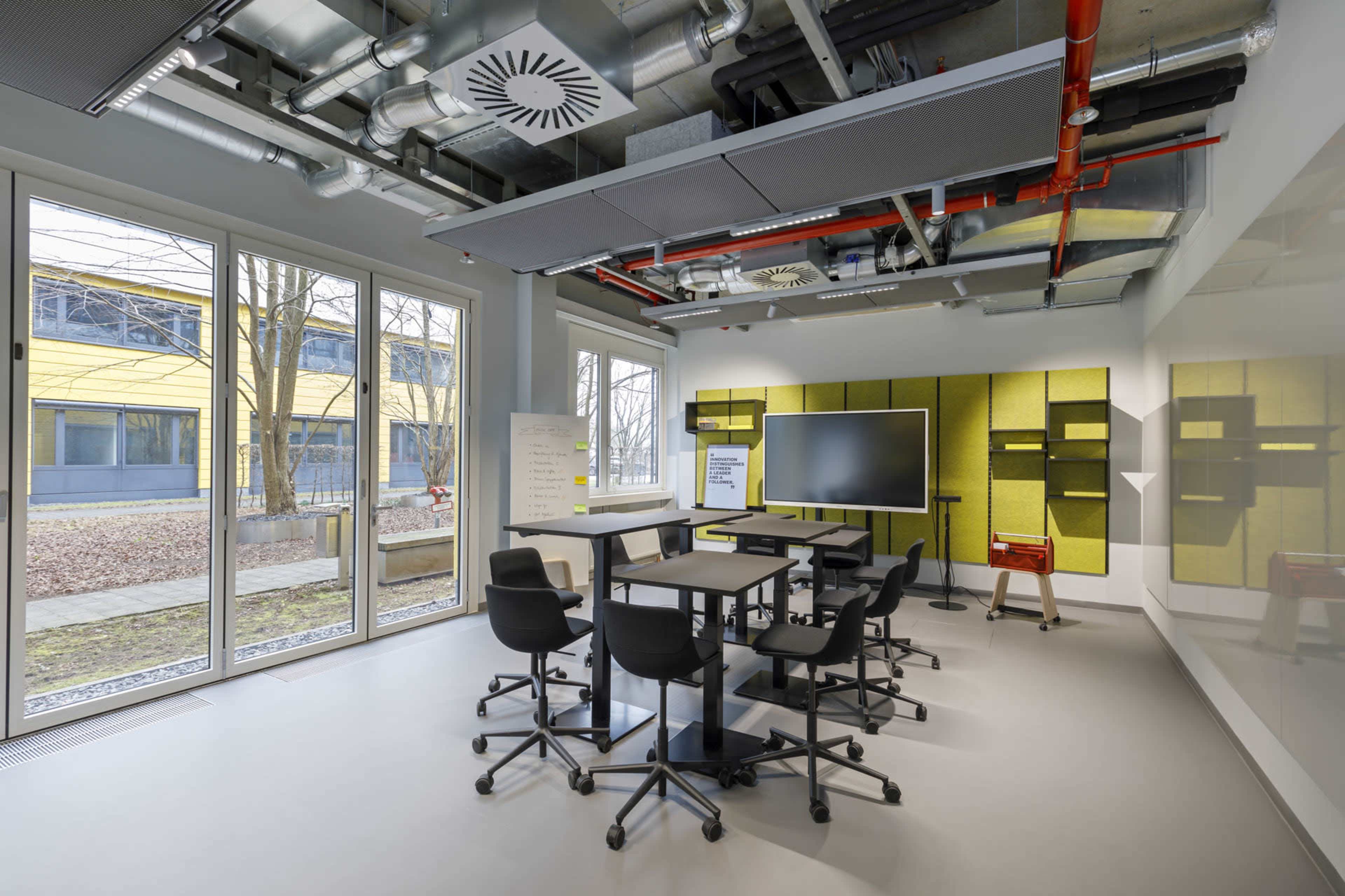 Create Room 4 Image in , München