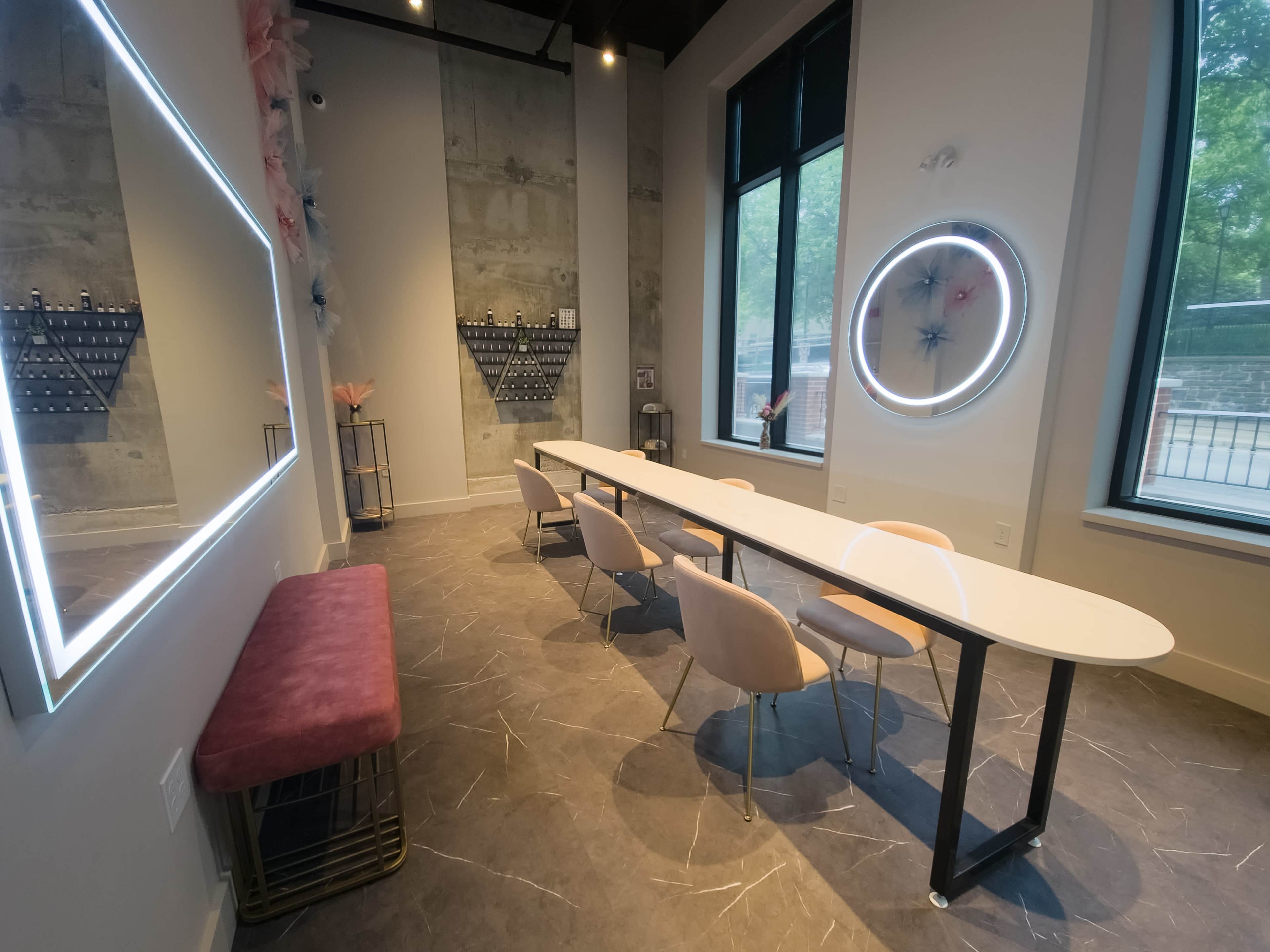 Spacious Luxury Spa with Full Wine Bar In the Heart of Downtown Image in South End, Halifax, NS