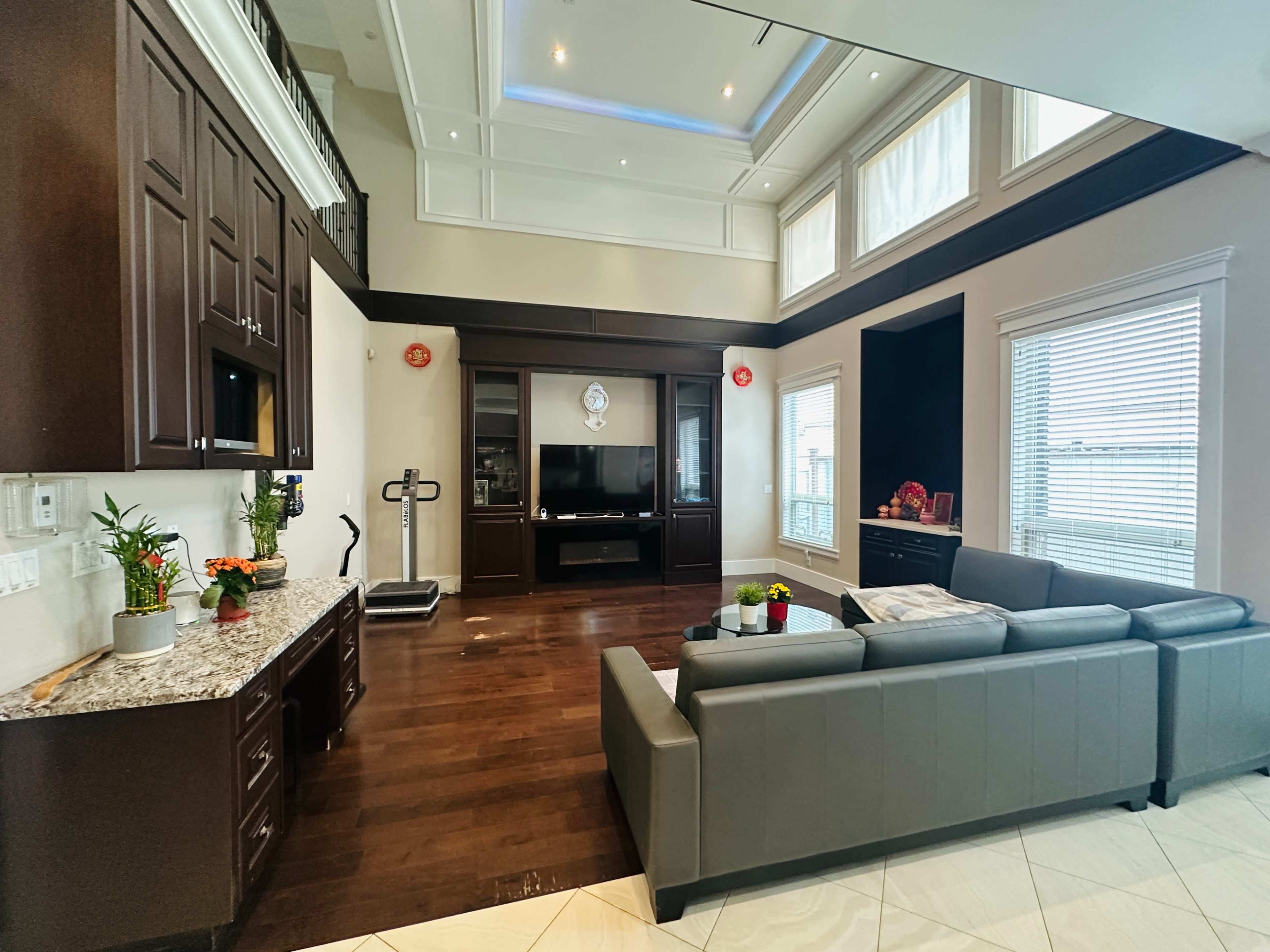 Living room in single house Image in Richmond, Richmond, BC