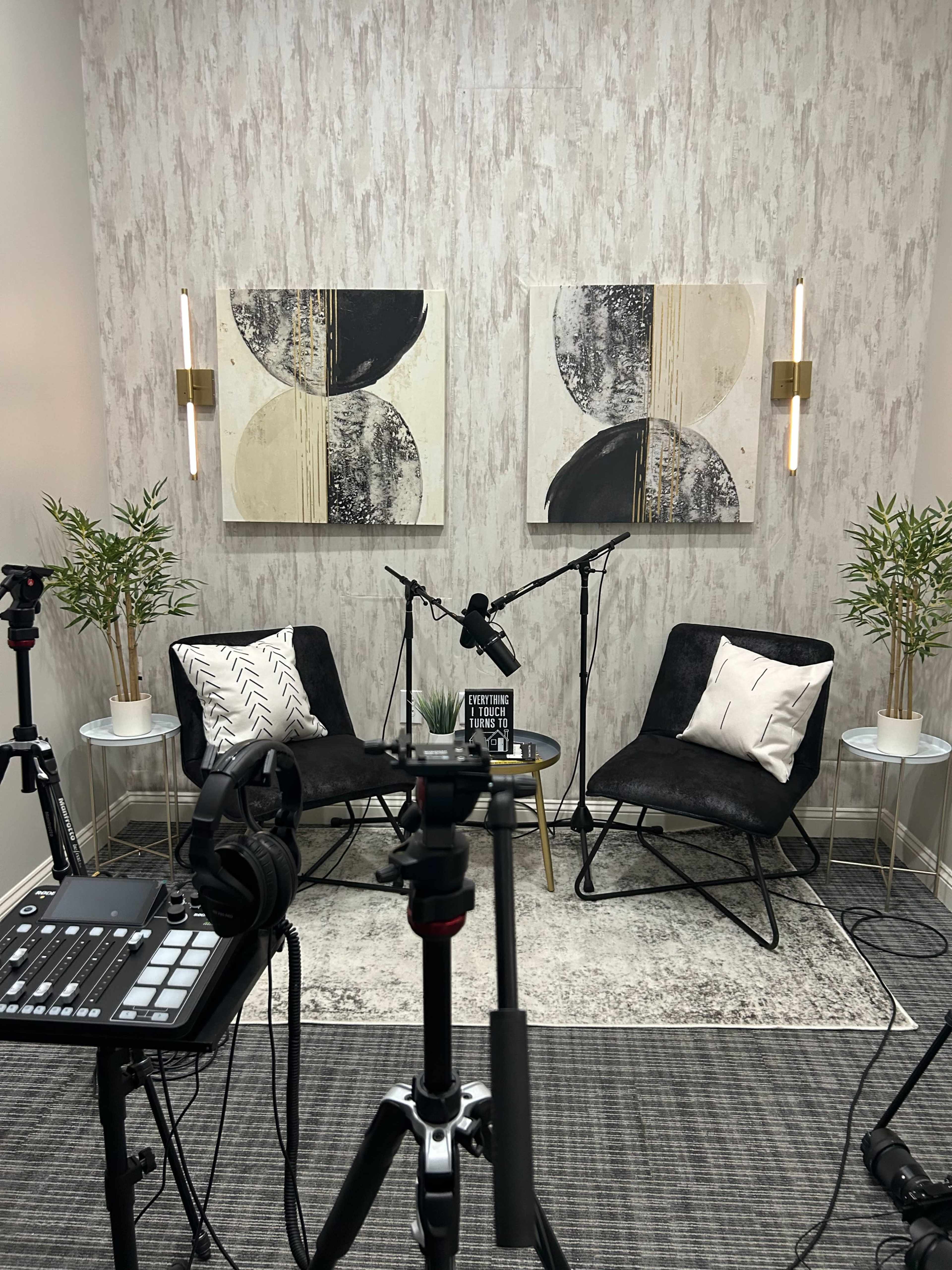 The Real(TY) Studio Image in Clarksville, Clarksville, TN