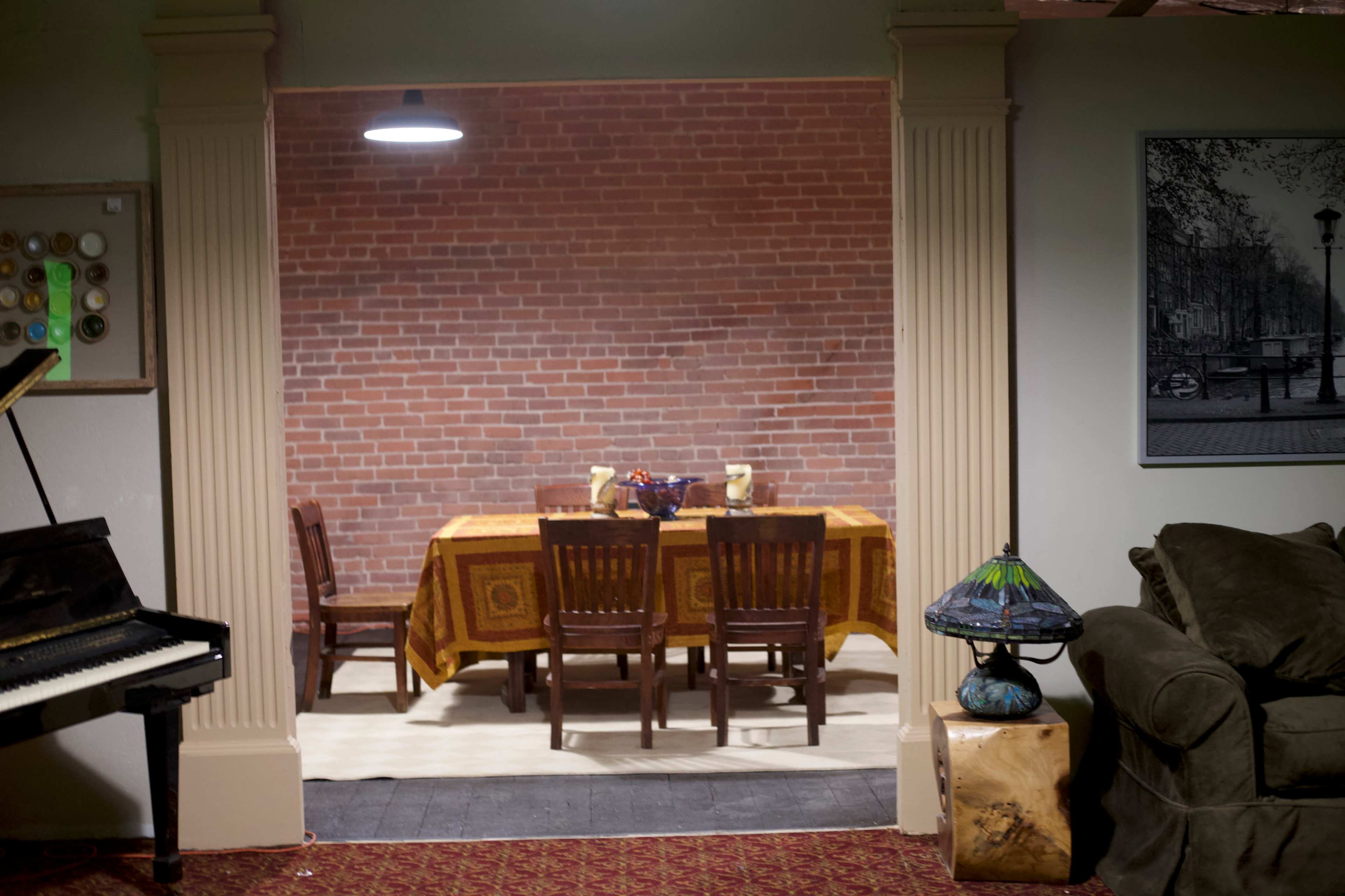 Entire Vintage house standing set Image in South Los Angeles, los angeles, CA