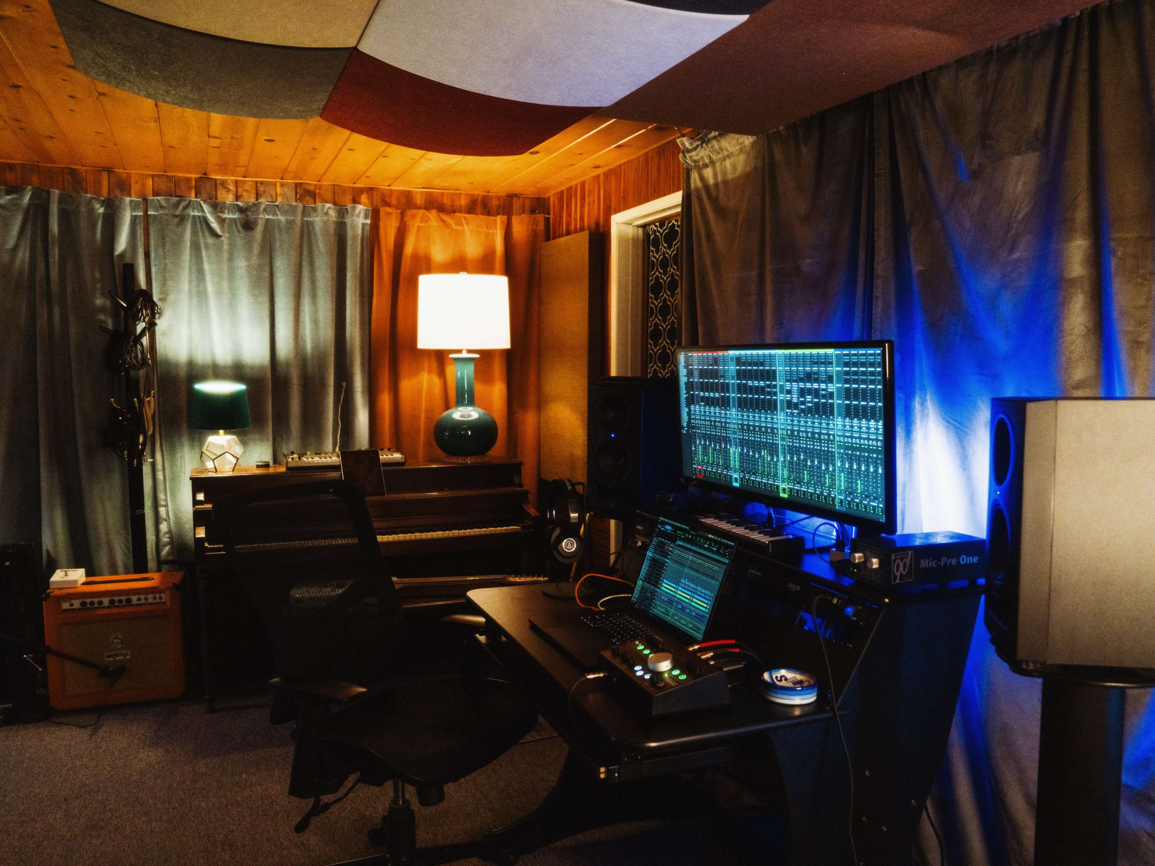 Rustic Urban Recording Studio in Van Nuys Image in Lake Balboa, Van Nuys, CA