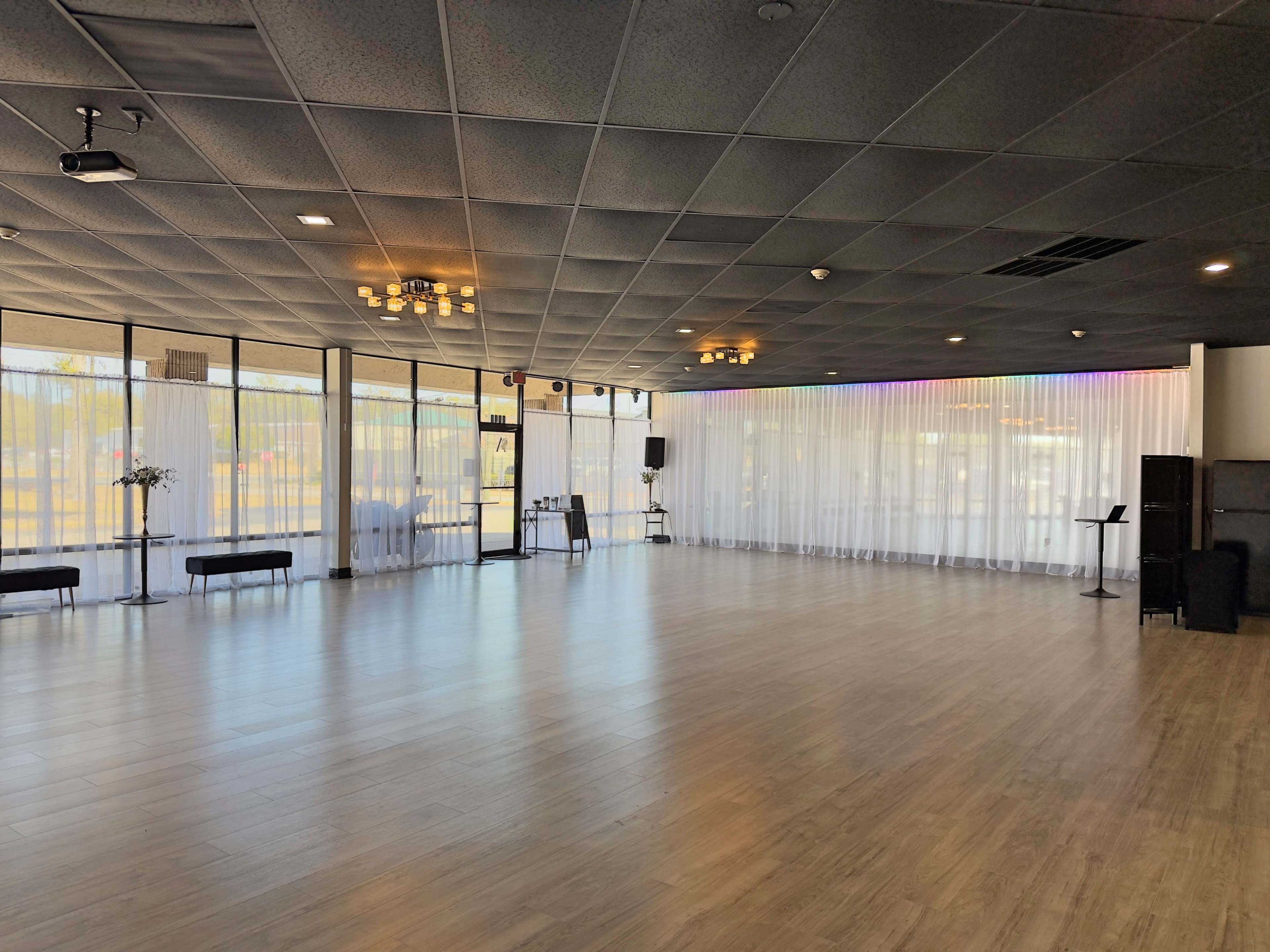 Elegant Ballroom & Event Space for Private Parties, Classes & Celebrations Image in Ocala, Ocala, FL