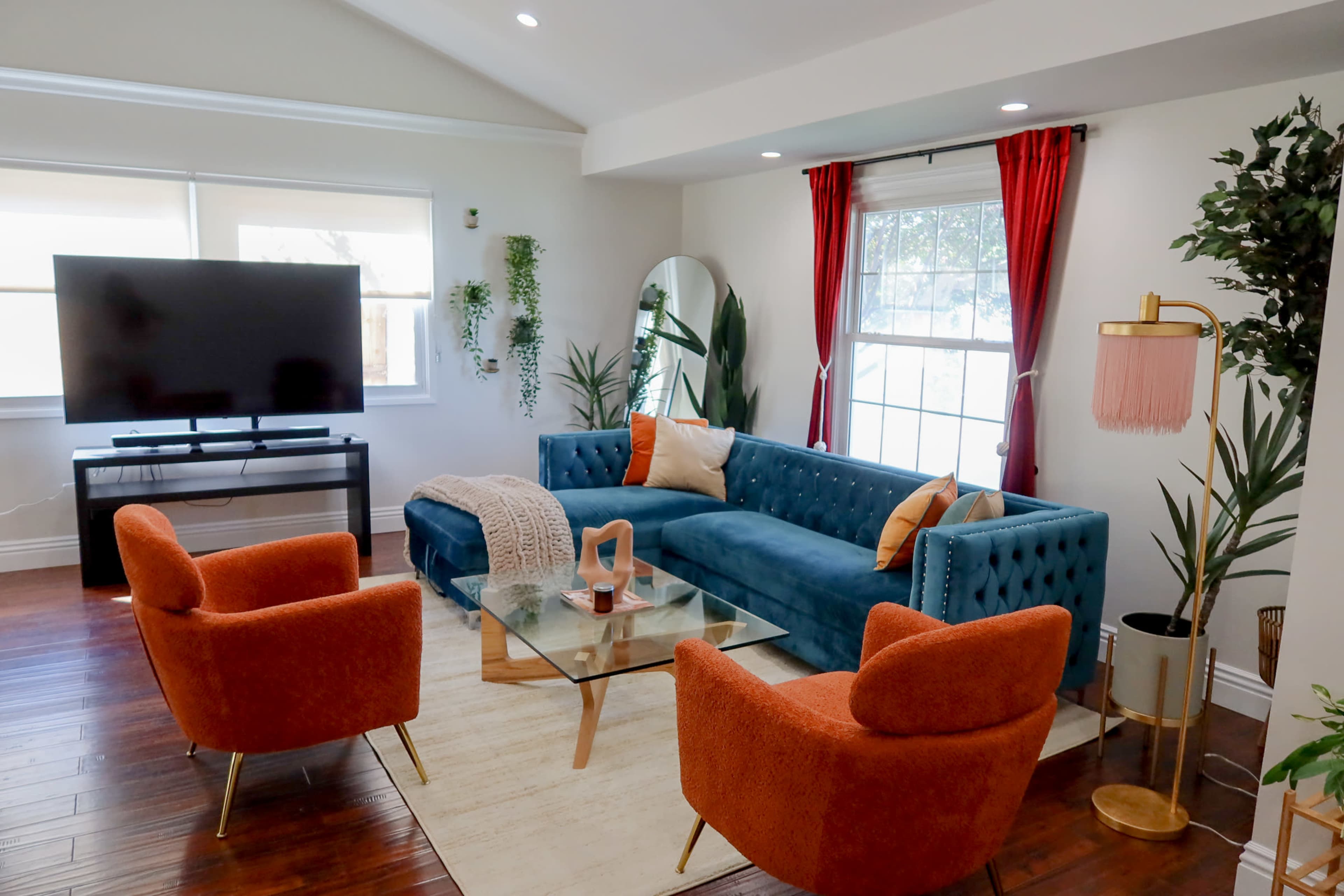 Colorful Modern Penthouse with a VIEW Image in North Hills, North Hills, CA