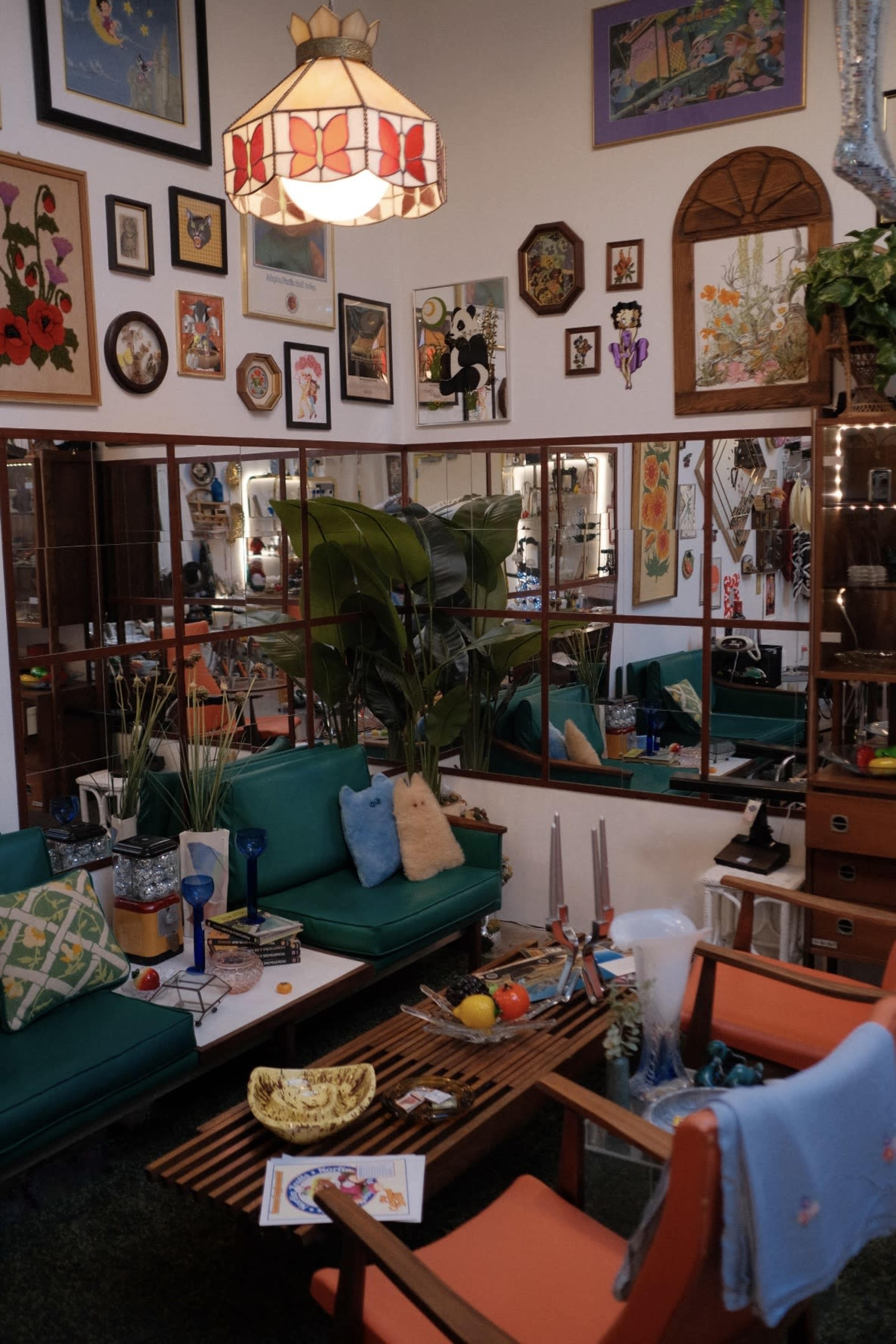 Bright Vintage Studio with Skylight and Mid-Century Charm in Queens Image in Long Island City, Long Island City, NY