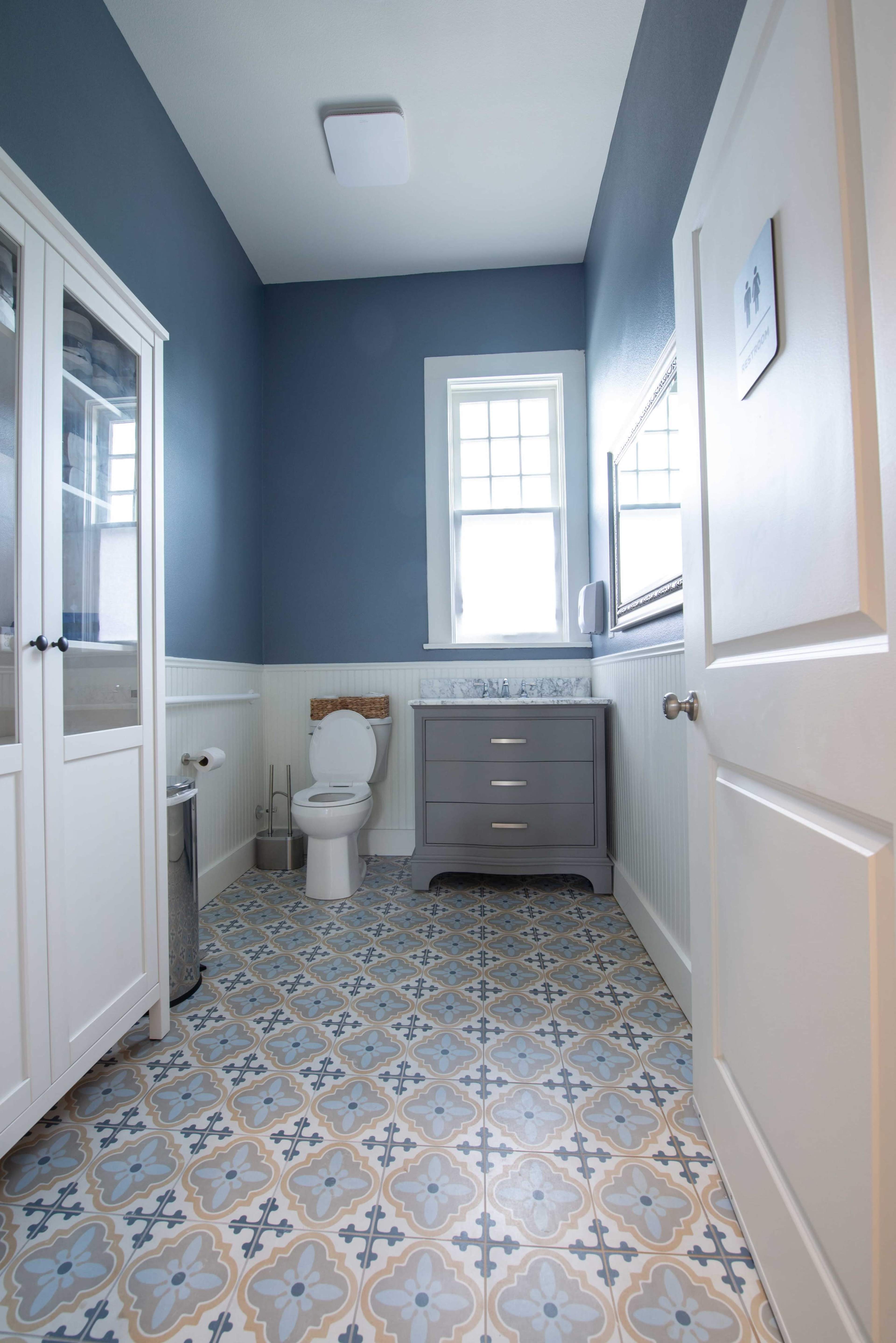 Montrose Office Space in Historic House Image in Montrose, Houston, TX