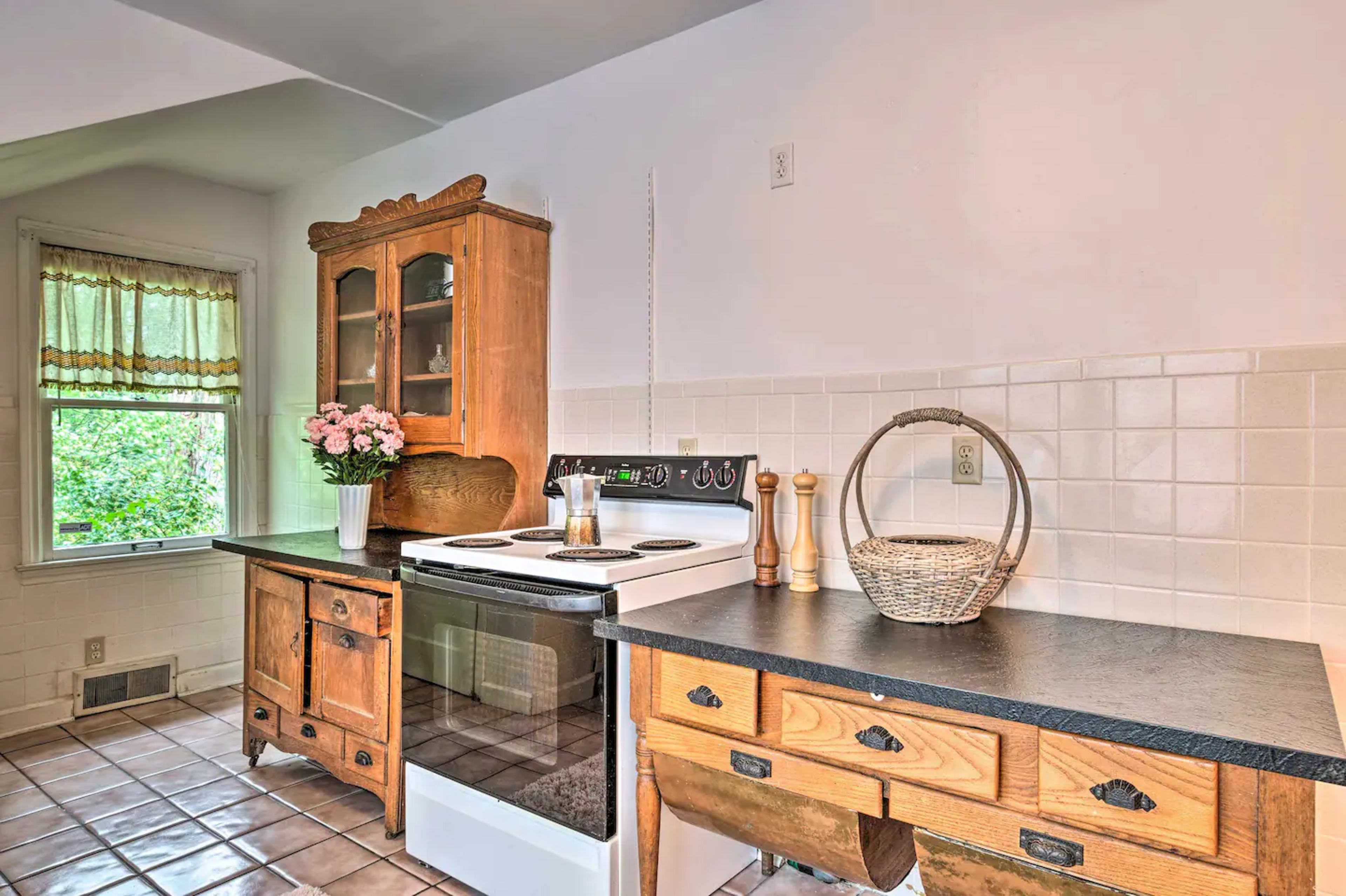 Valued Carriage House < 4 Mi to Downtown! Image in Mapleton - Fall Creek, Indianapolis, IN