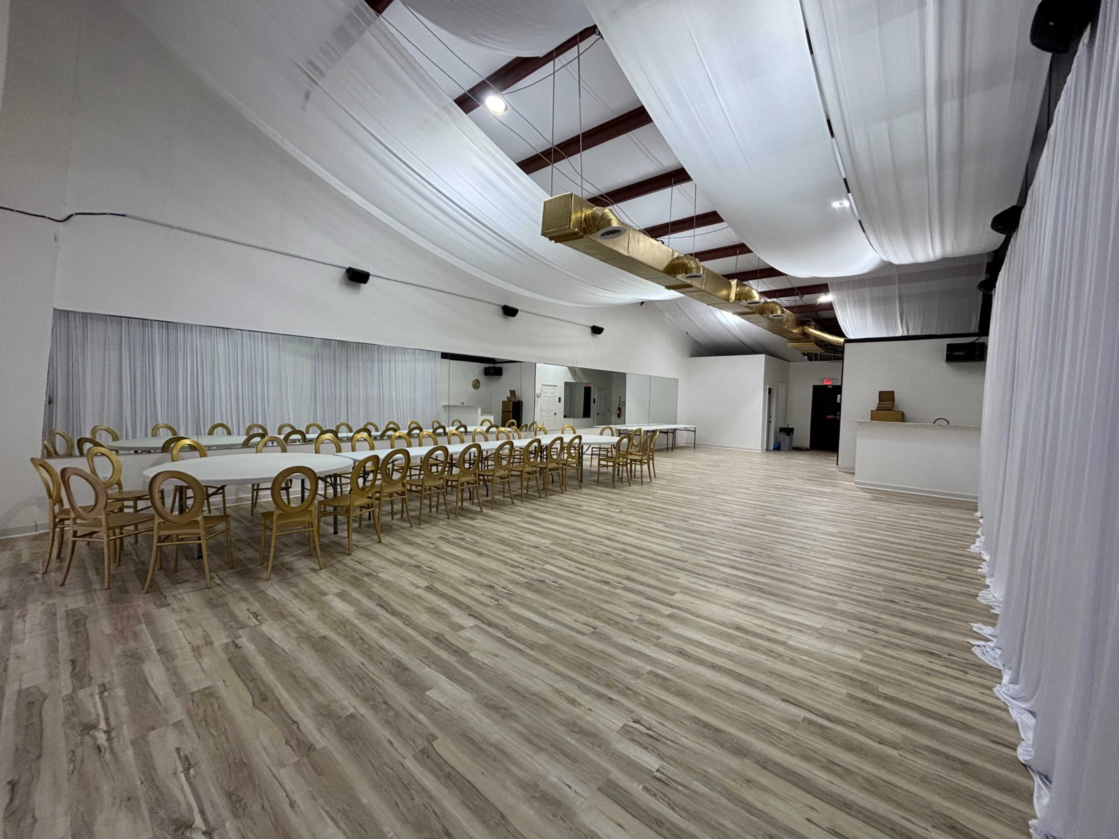 Modern Upscale Studio Image in Stockbridge, Stockbridge, GA