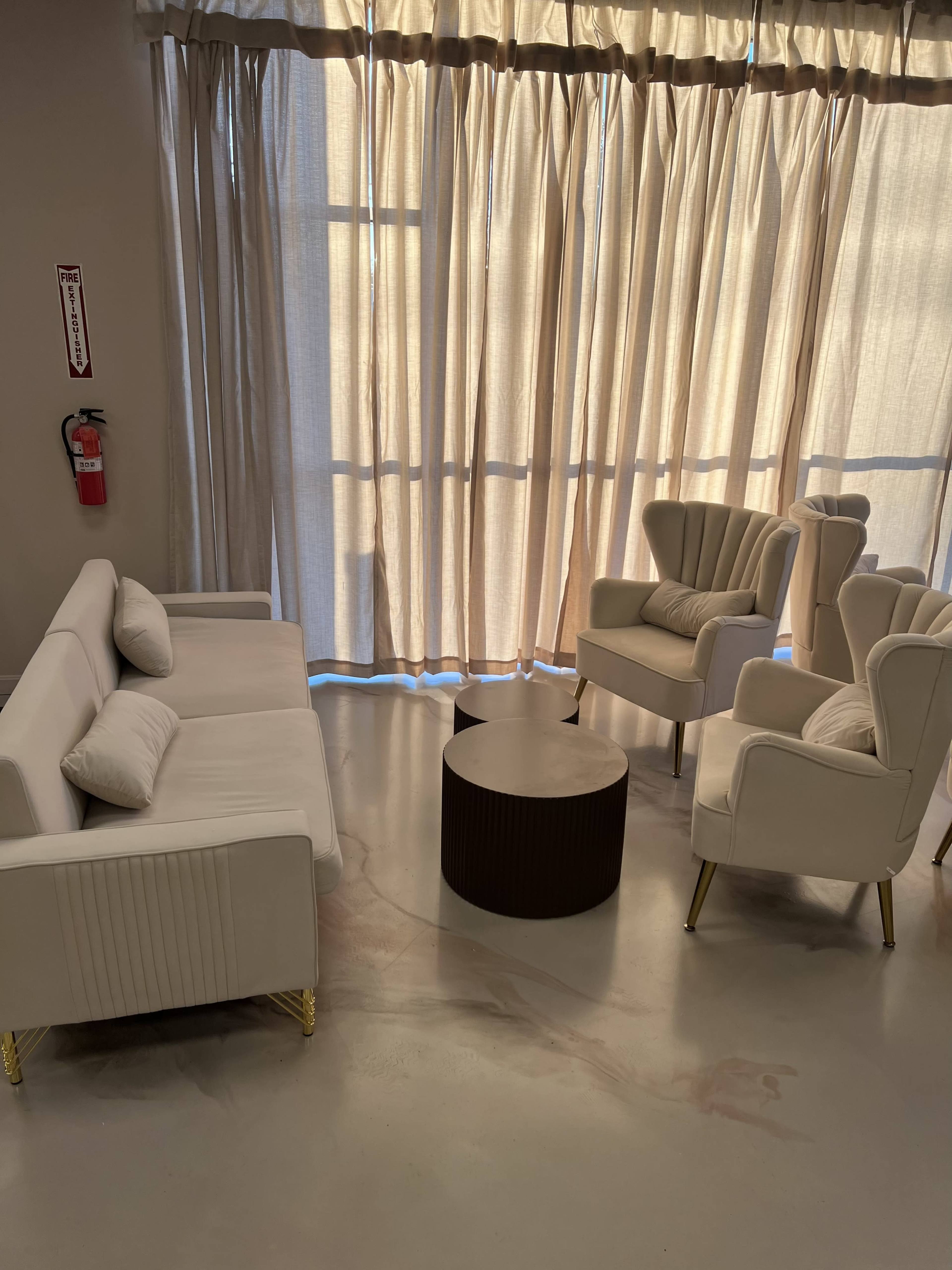 Elegant Business Lounge - Lounge Area and Conference Room Image in Brockton, Brockton, MA