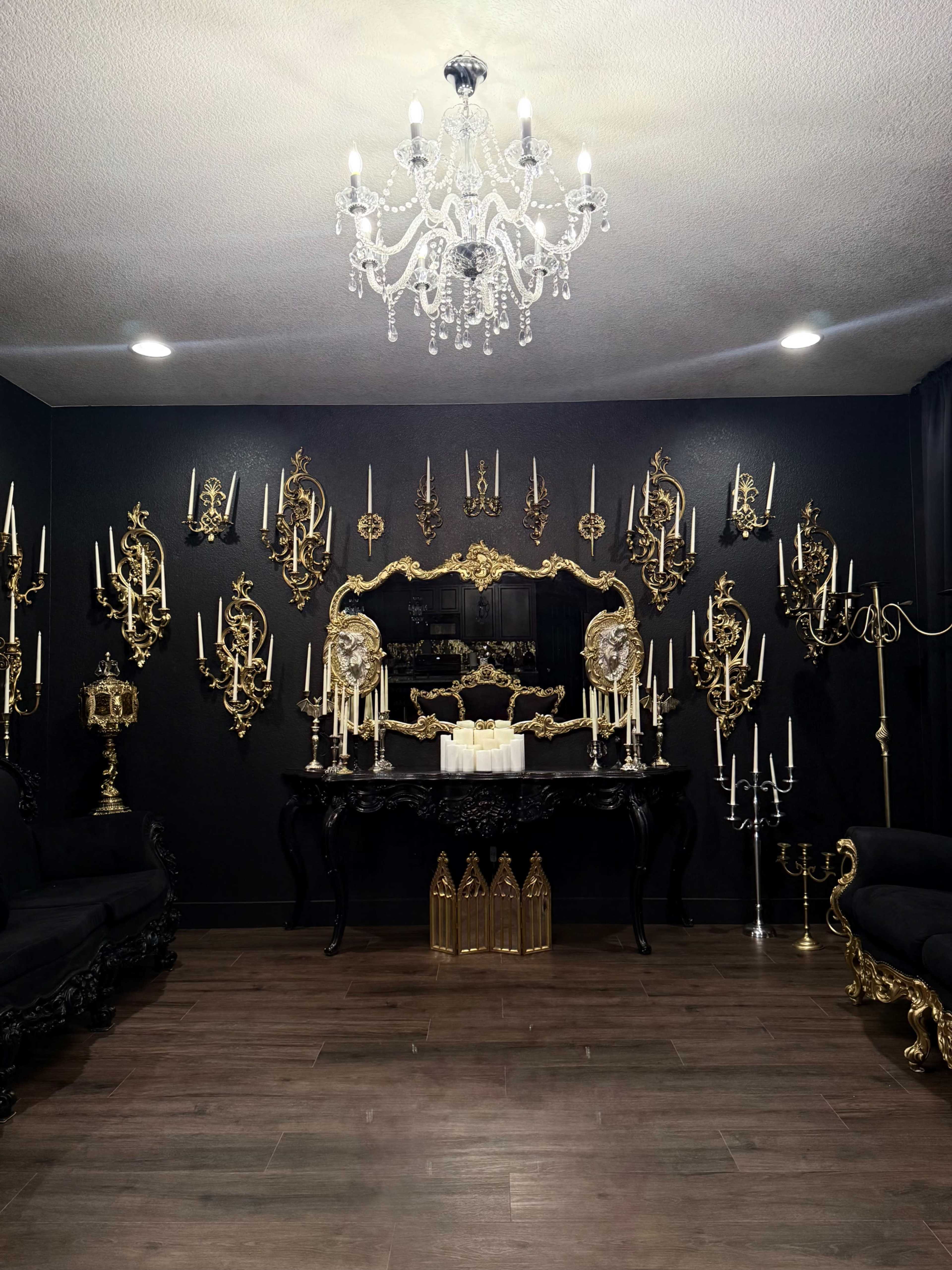 Gothic Glam House Image in Denver International Airport, Denver, CO