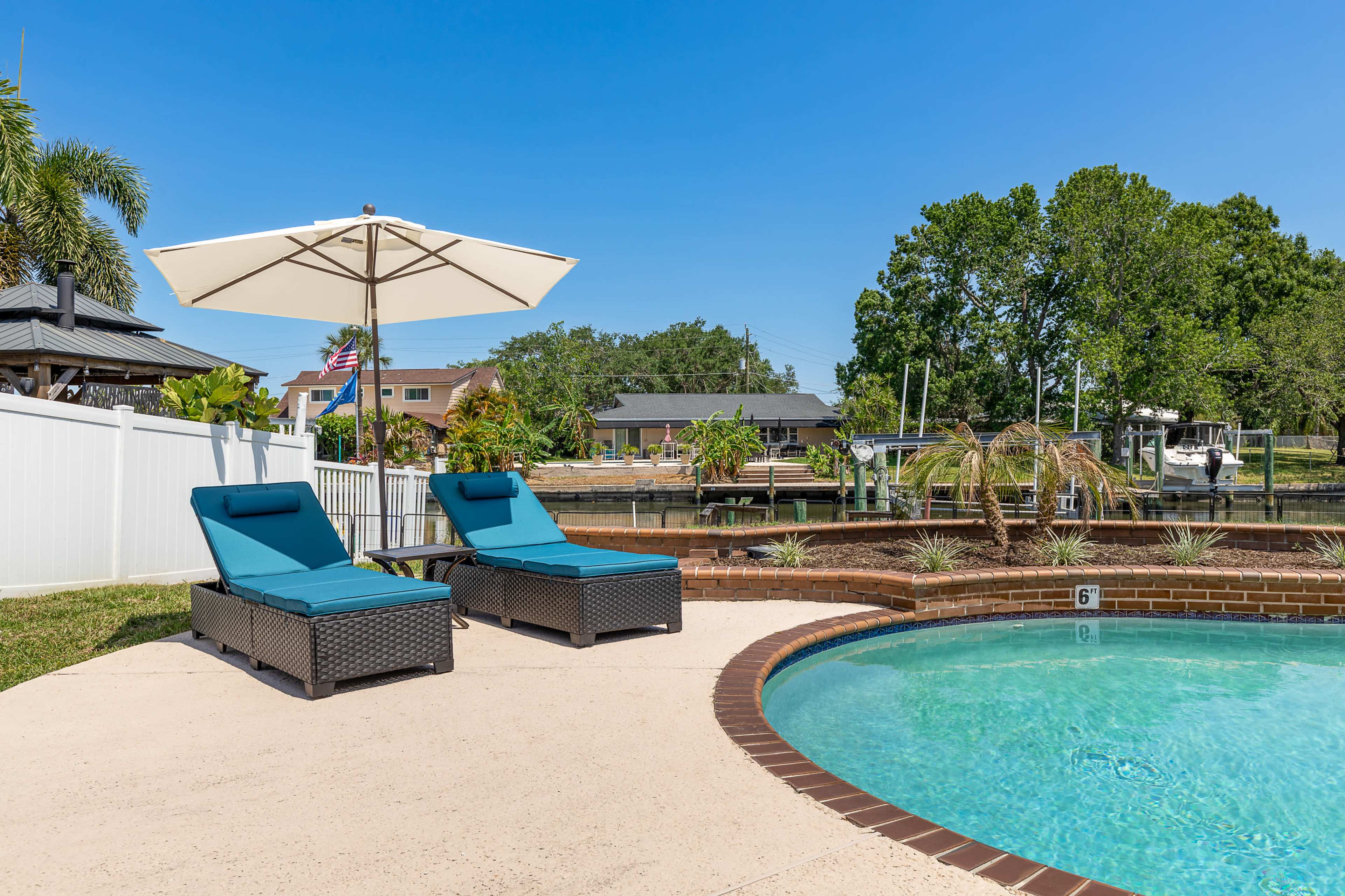 A Waterfront Retreat -centrally located Image in Town N Country Alliance, Tampa, FL