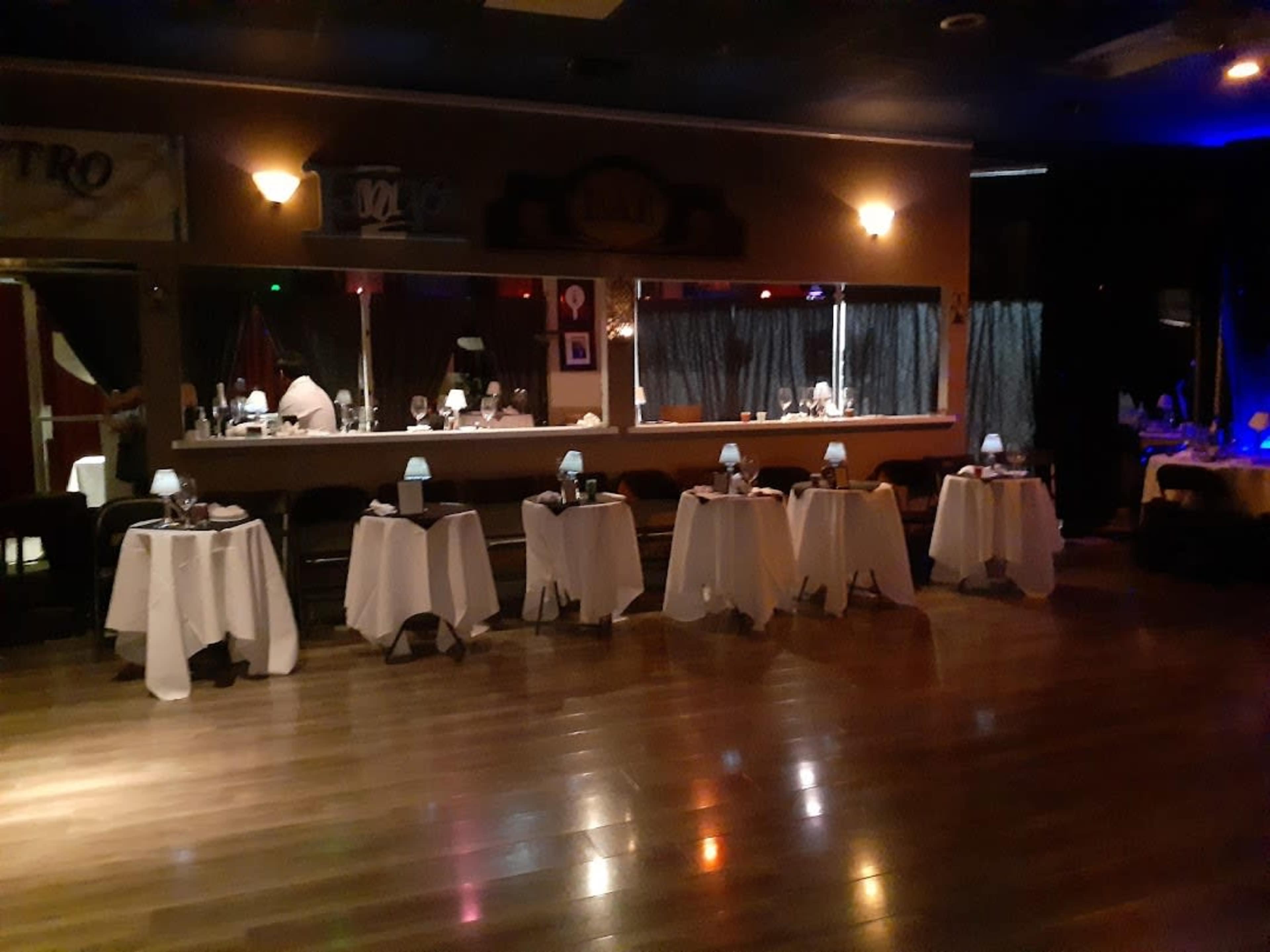 Unique, cozy private dance studio and rehearsal space. Image in Sherman Oaks, Los Angeles, CA
