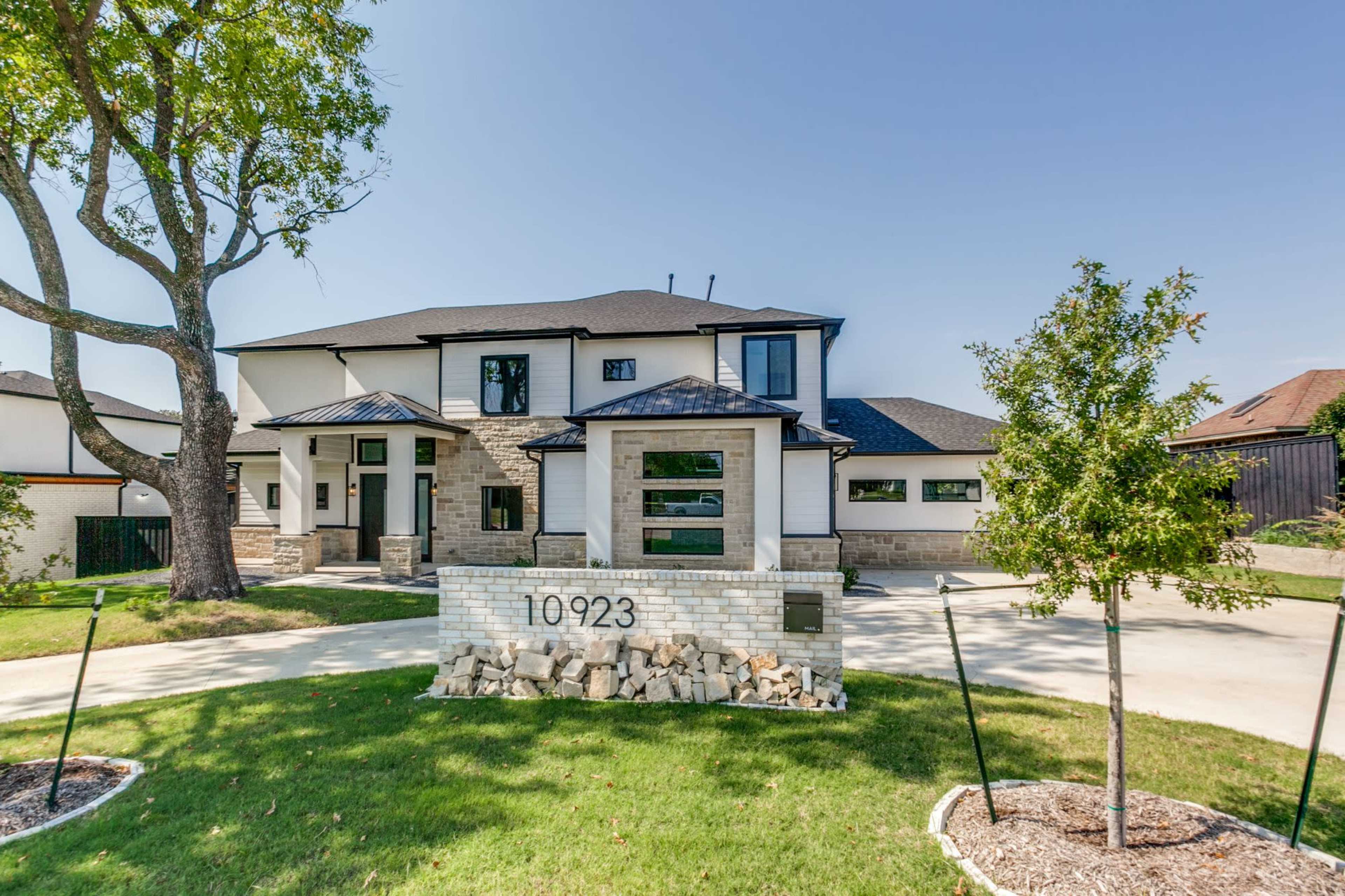 Luxury Dallas Home Image in Northwest Dallas, Dallas, TX