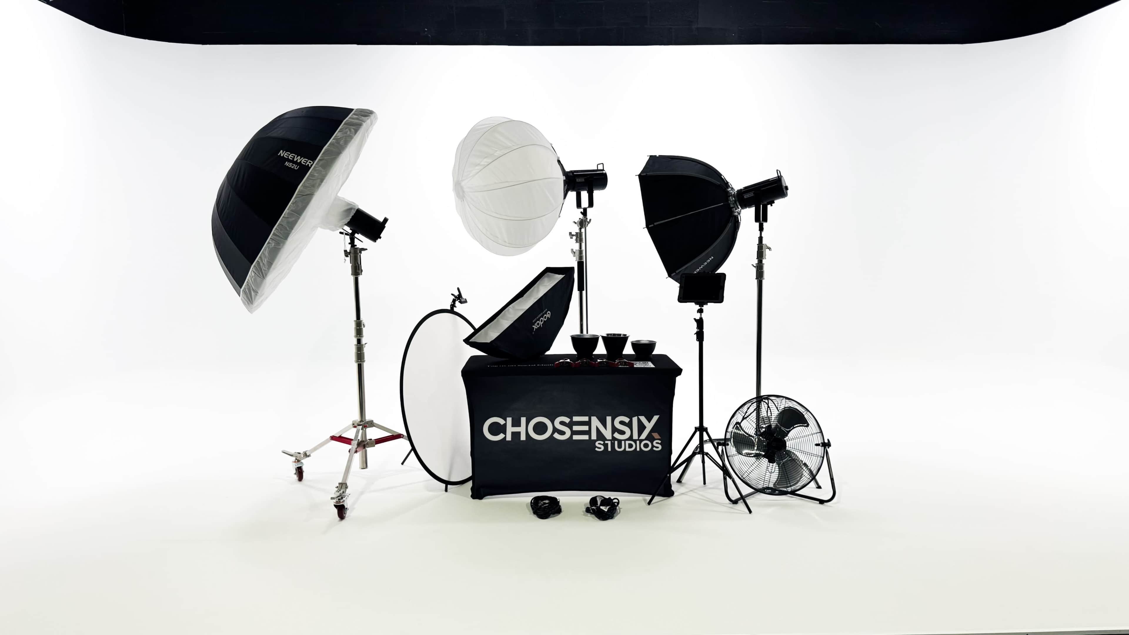 Photo & Video Studio with Cyc Wall & Seamless Backdrops Image in Hialeah, Hialeah, FL