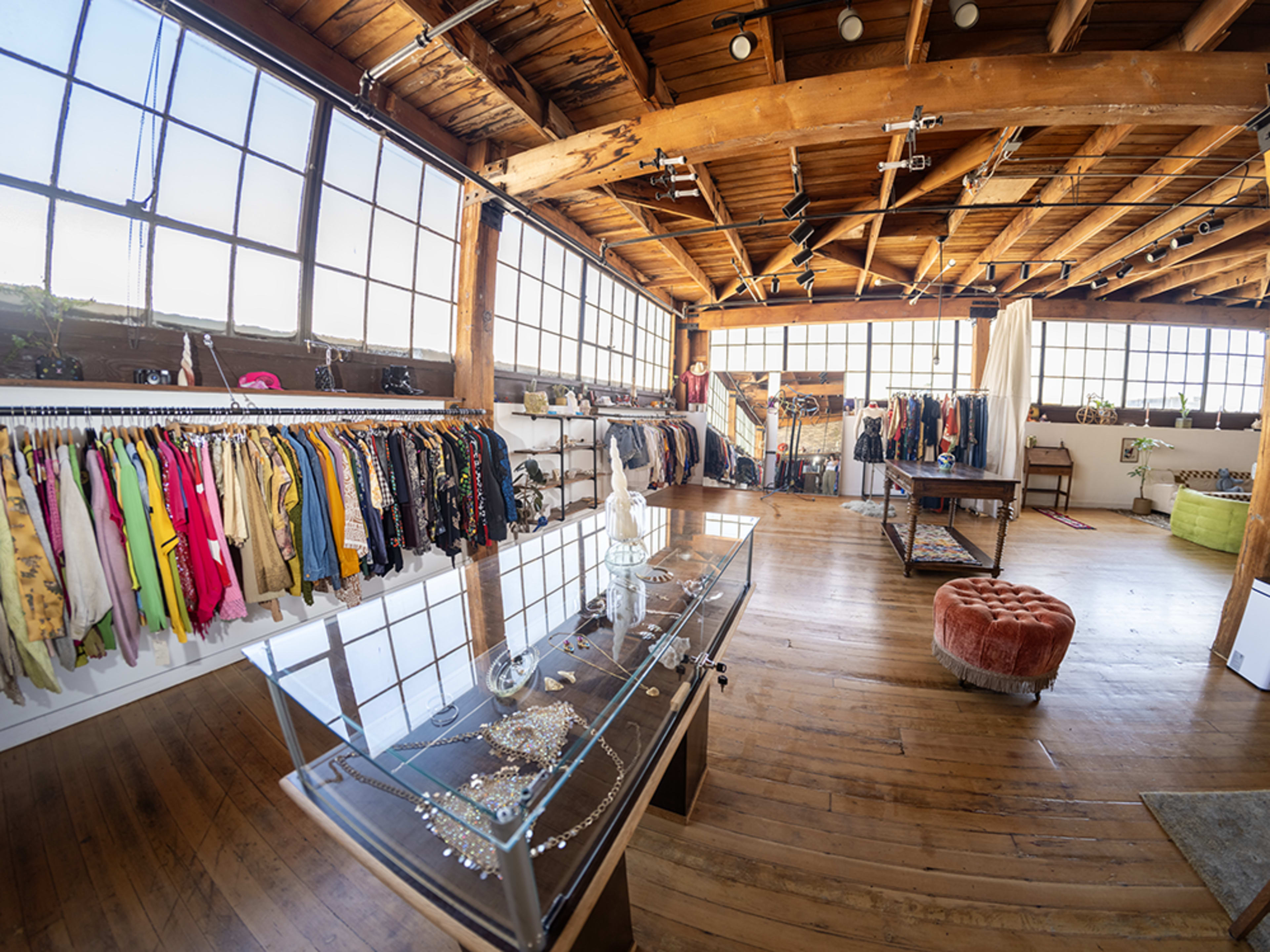 Sunlit Loft with Wardrobe | Fashion, Creative Shoots & Gatherings Image in Boyle Heights, LOS ANGELES, CA