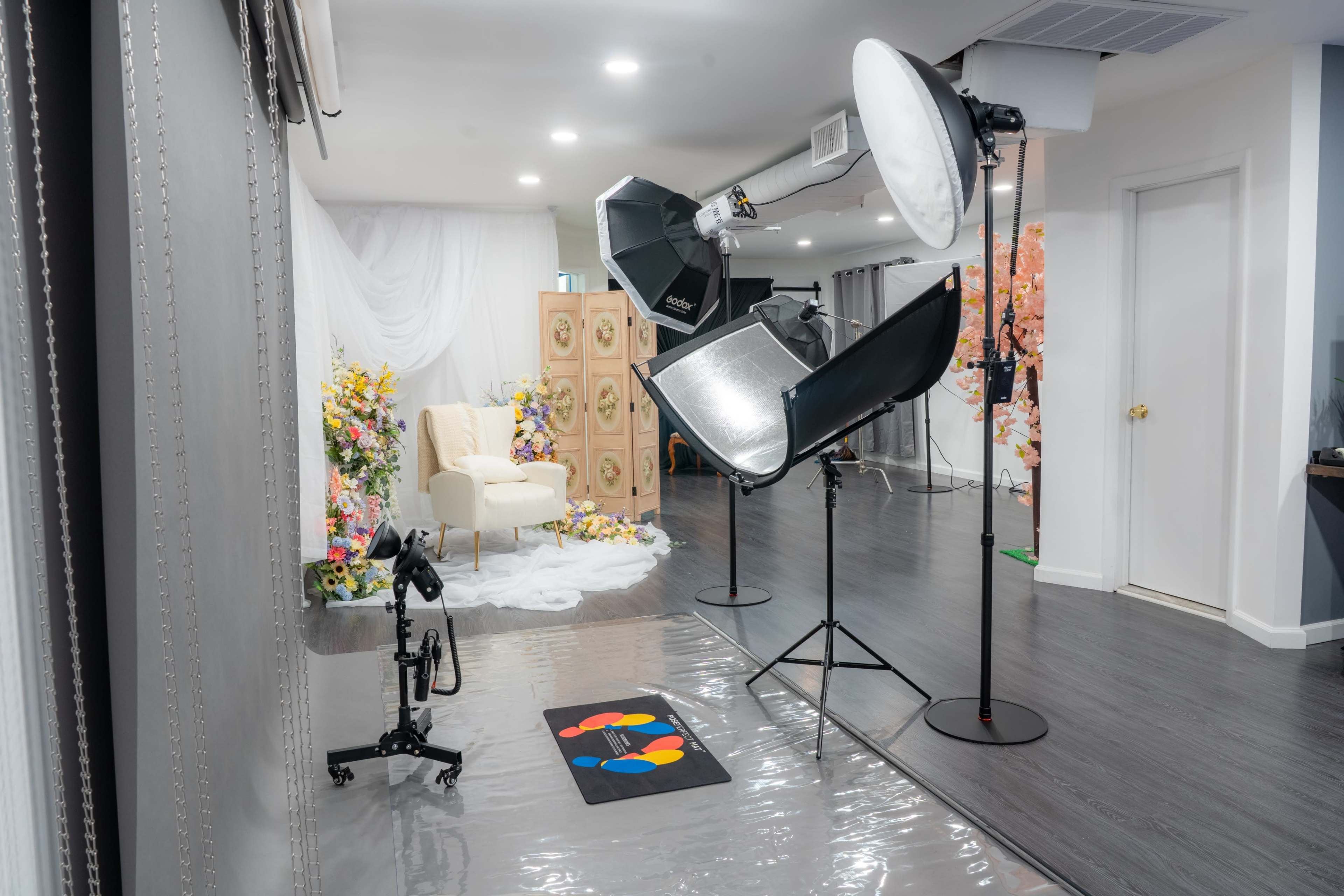 Brand New Photography Studio Image in Islip, Brentwood, NY