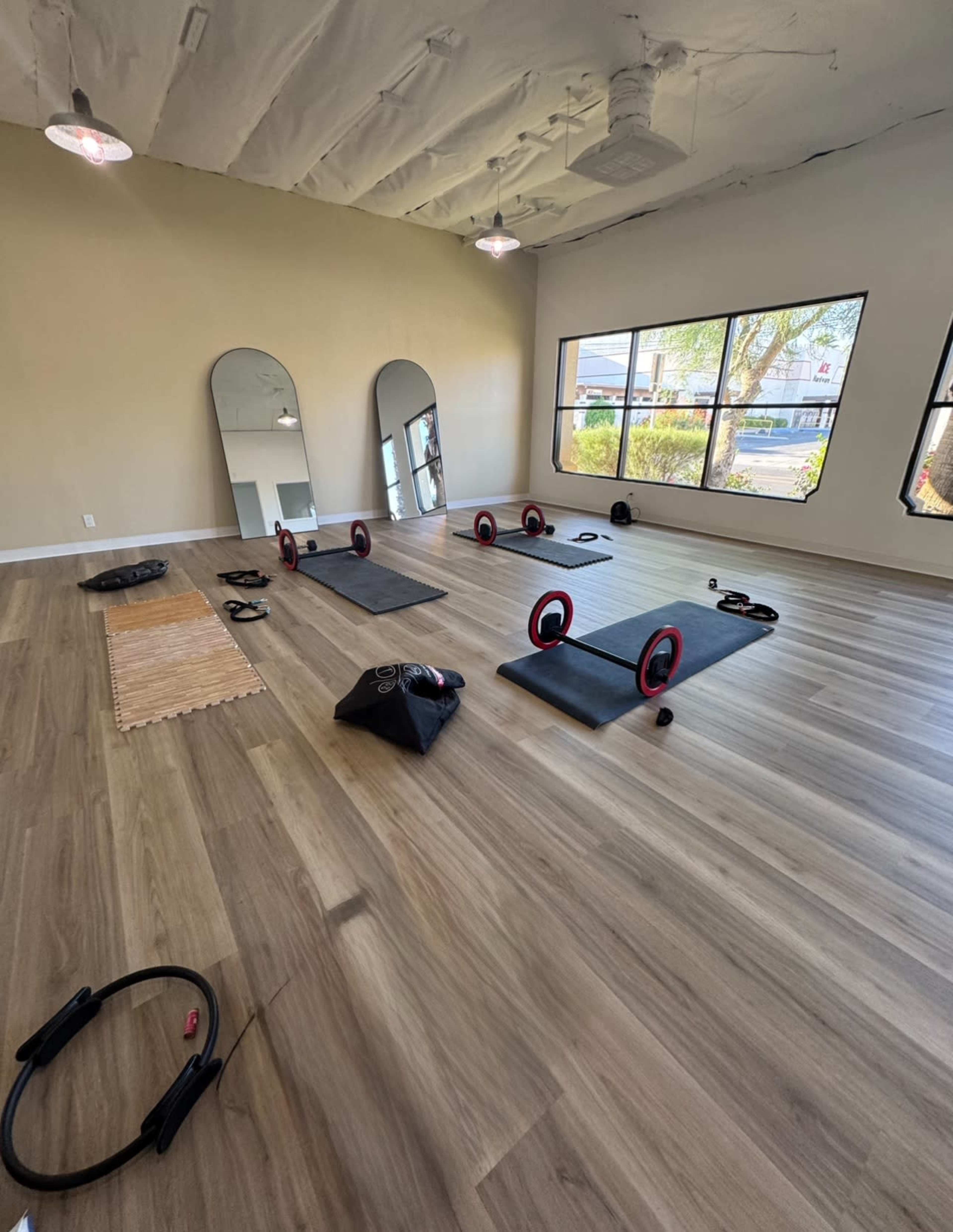 🌿 🎥 Modern Light-Filled Studio in Palm Desert — Ideal for Yoga, Workshops & Content Creation Image in Palm Desert, Palm Desert, CA