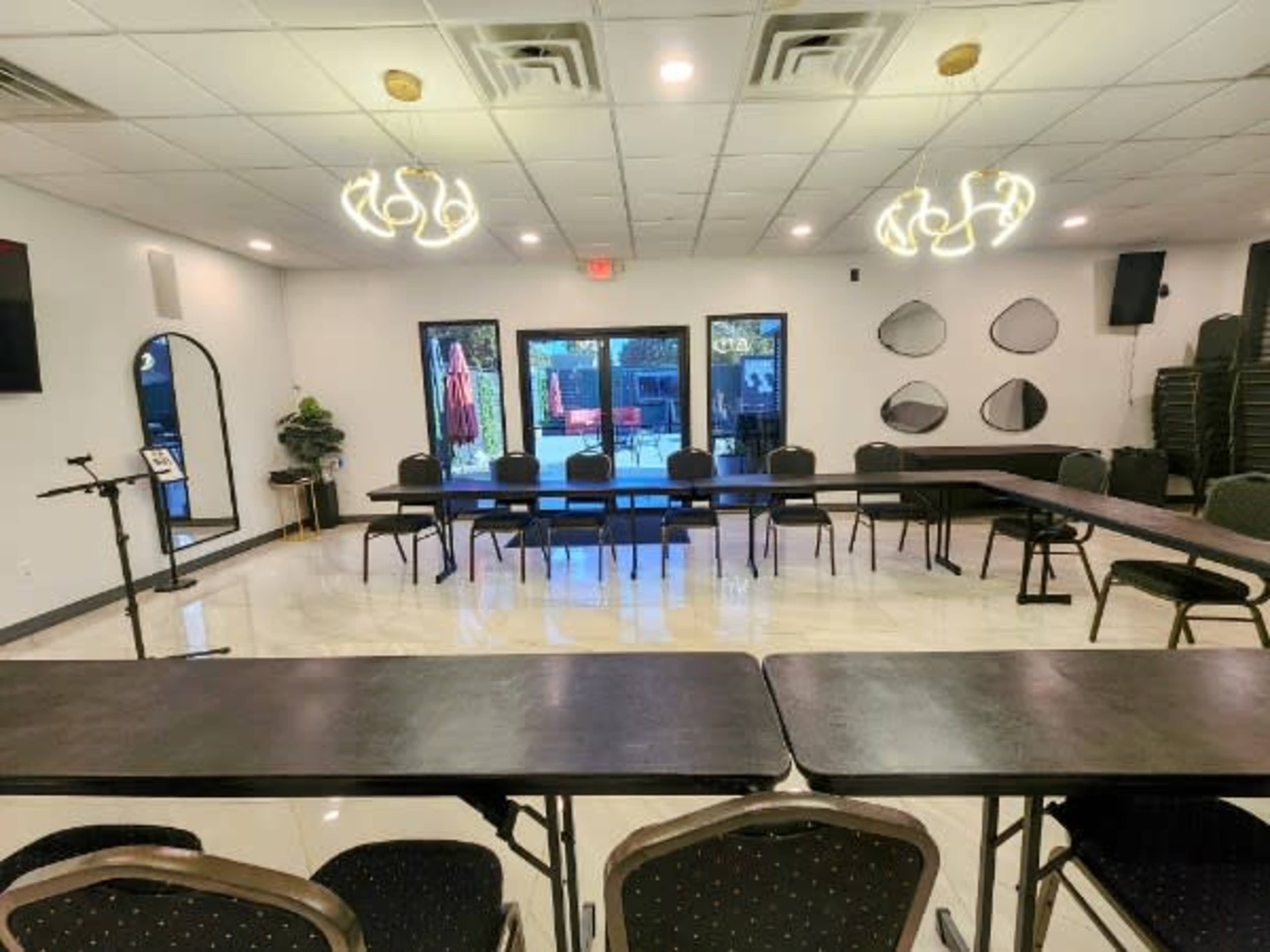 Conference Room Suite 108 Image in Lafayette, Lafayette, LA