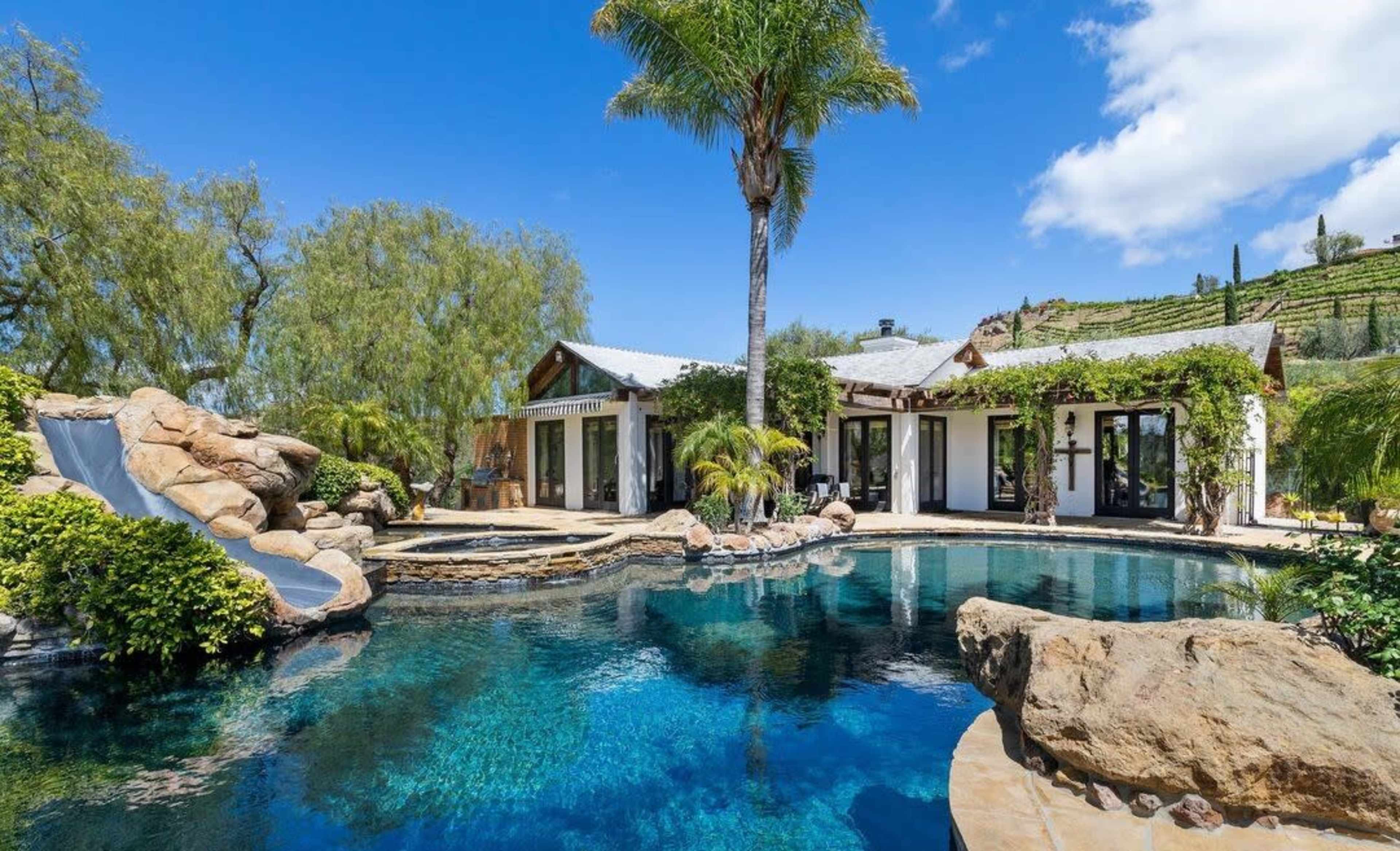 VIVID RANCH ESTATE: POOL, MOUNTAINS & ARTFUL COLOR Image in Malibu Highlands, Malibu, CA