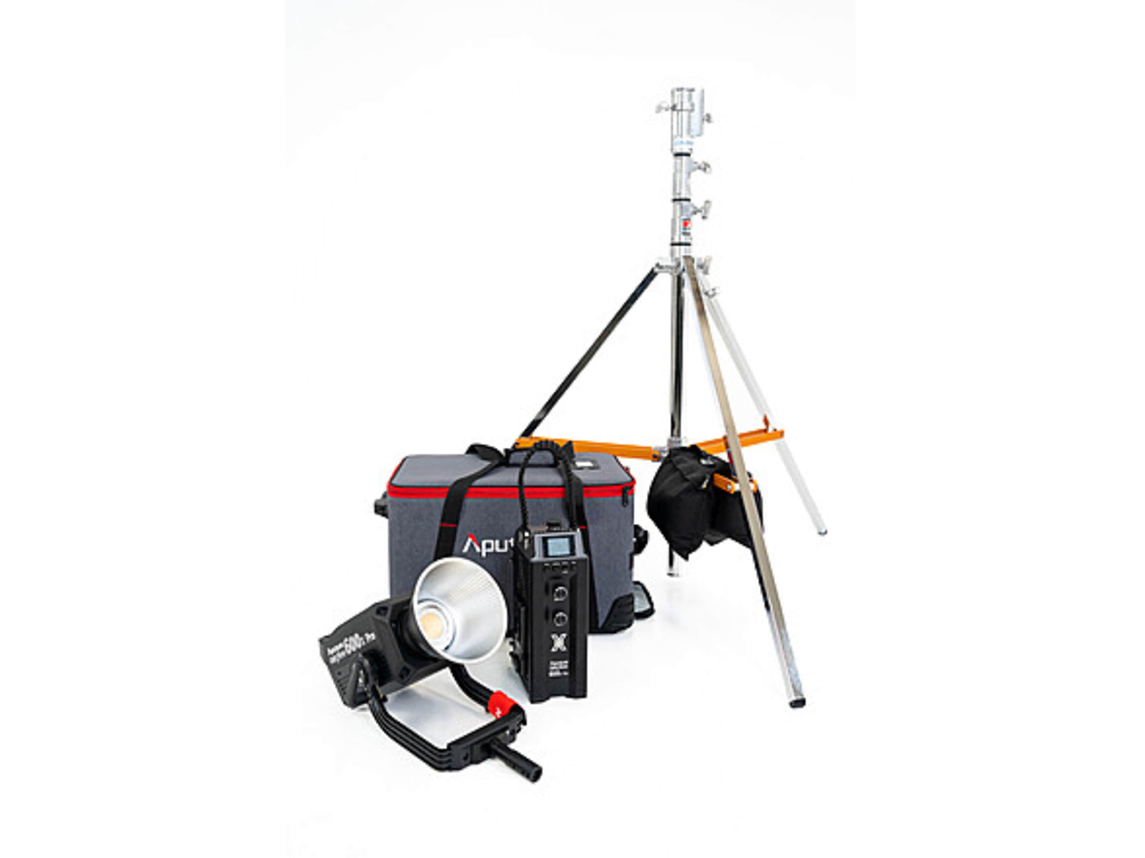 Aputure 600x Pro w/ Stand
