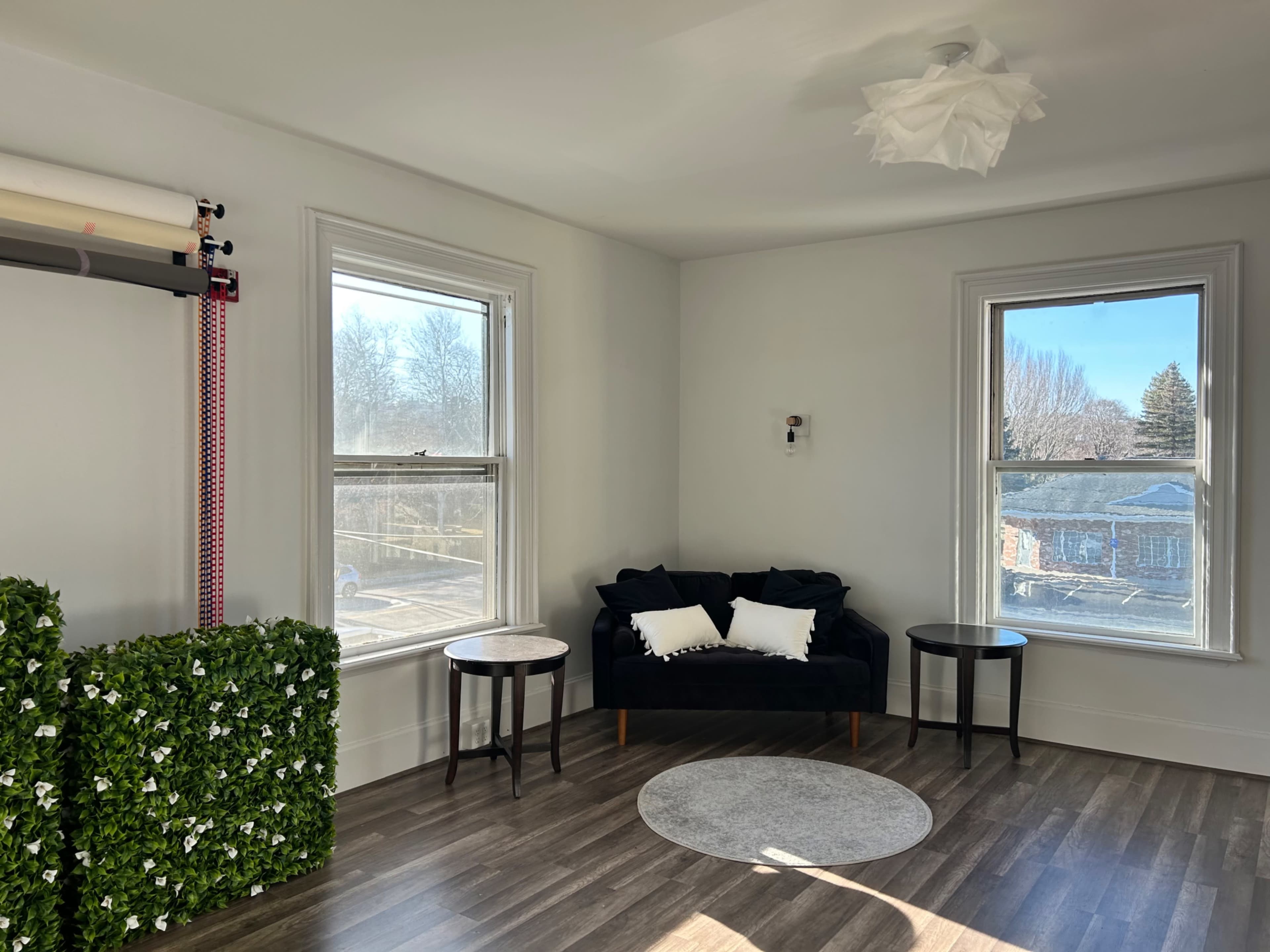 Modern Suburban Studio Image in Greenville, Greenville, RI