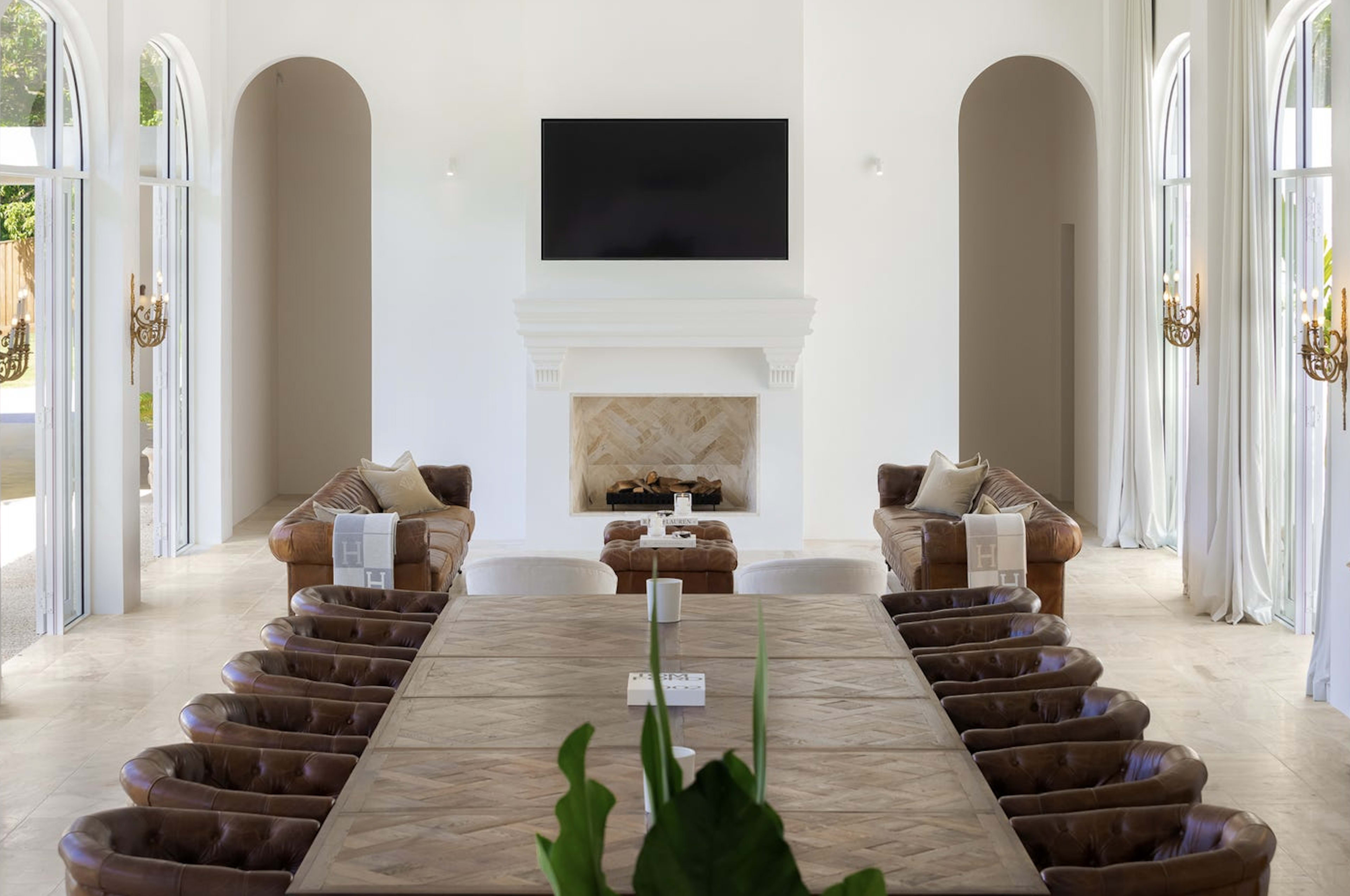 B Estate - Mediterranean Mansion with Helipad & Resort Pool Image in Tallebudgera Valley, Tallebudgera Valley, QLD