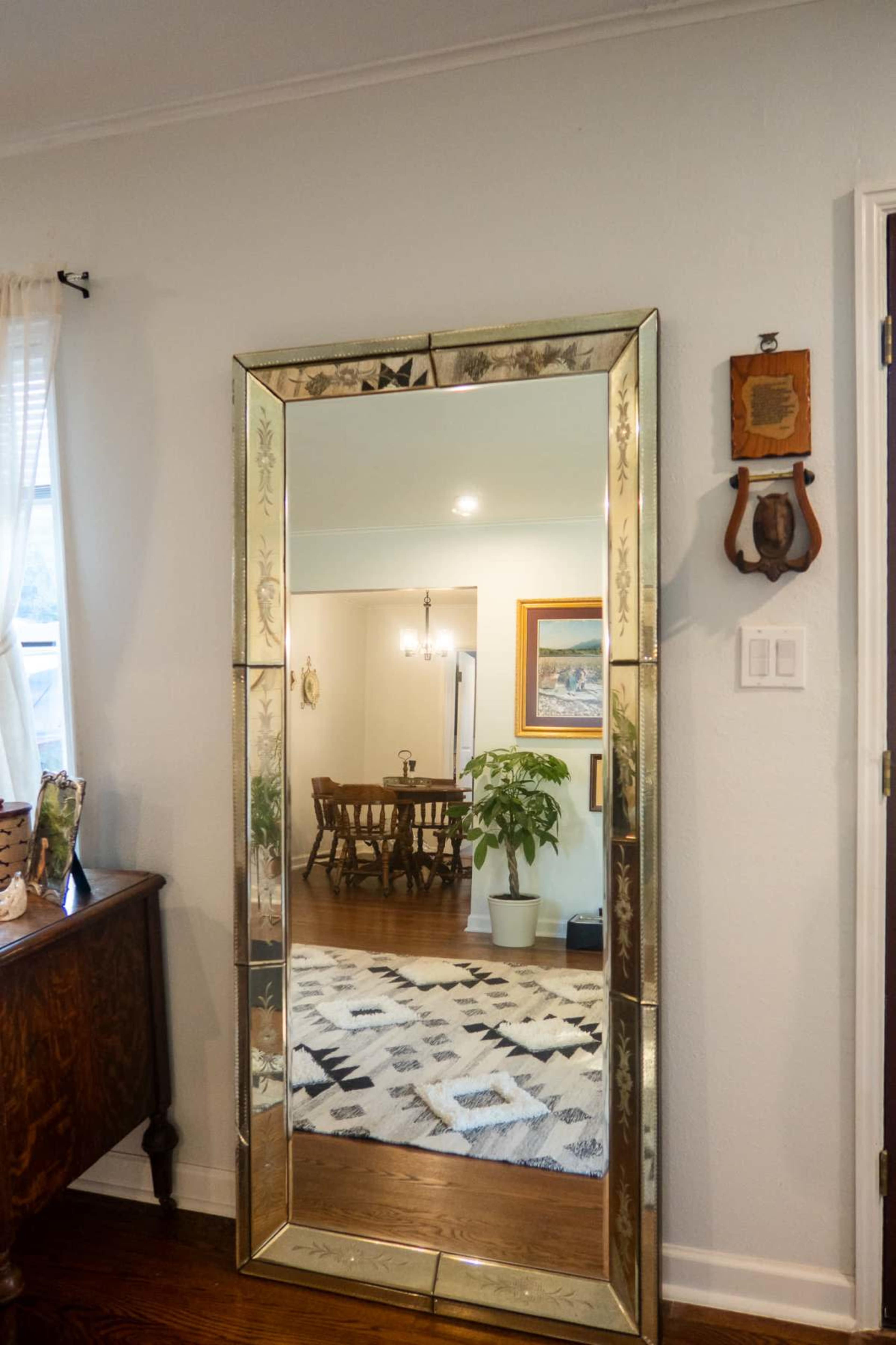 4 Bedroom House - Open Concept, Prime Location, Overnight Stays, Backyard, Parking and More! Image in Tulsa, Tulsa, OK