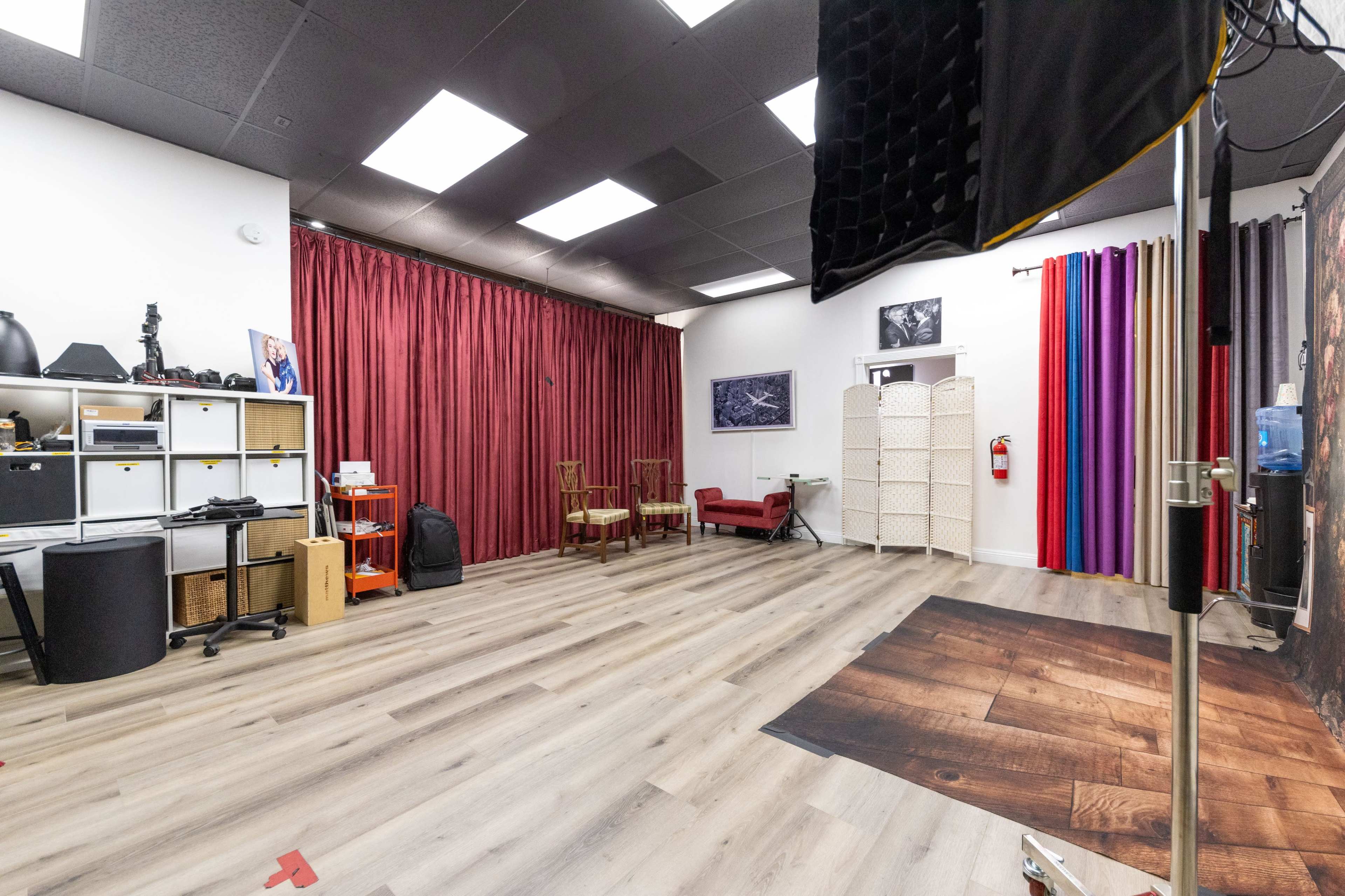 Full Equipped All-Inclusive Photography Studio Located in Sherman Oaks Image in Sherman Oaks, Sherman Oaks, CA