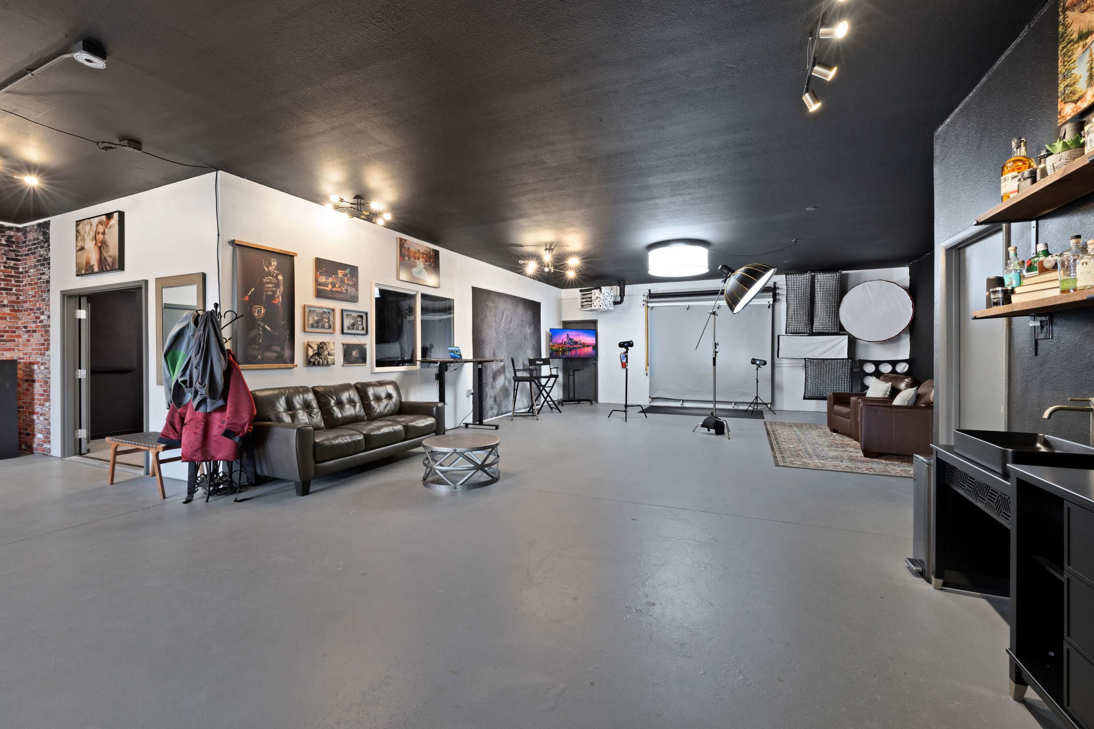 High-ceiling Photography Studio and event space Image in , Fort Collins, CO