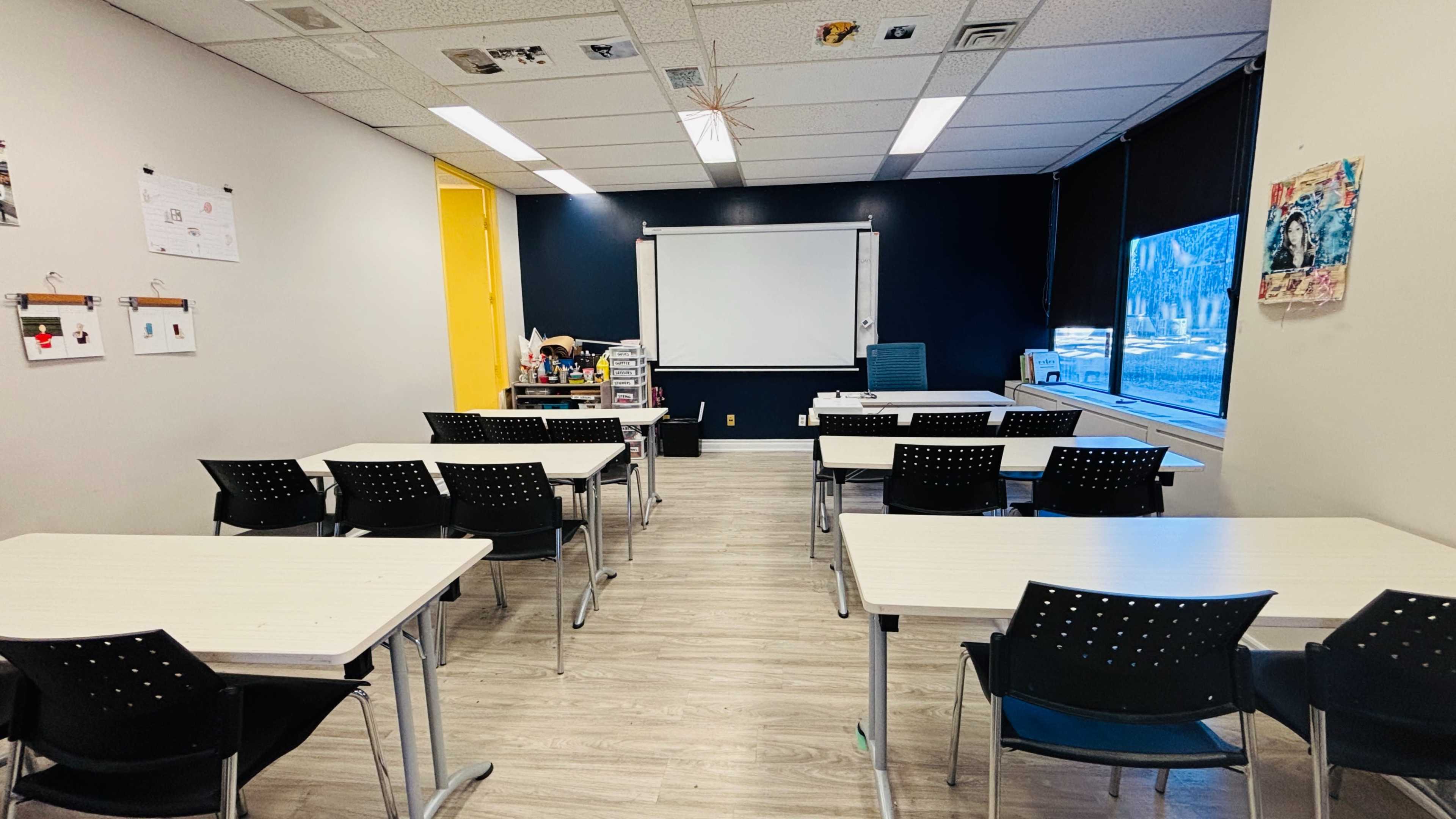 Classroom near Rosedale/Bloor-Yonge Subway Station Image in Annex, Toronto, ON