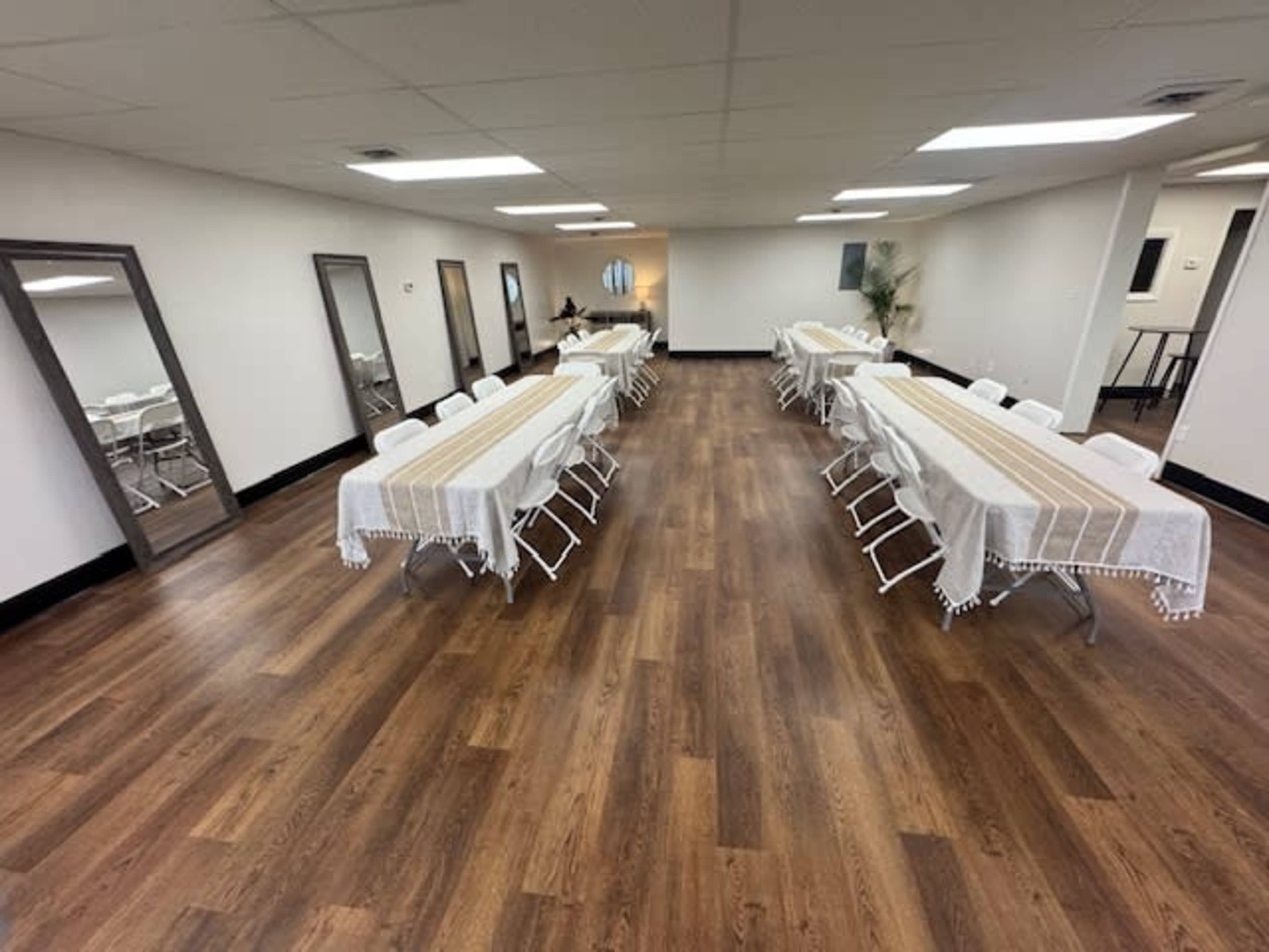 first floor location two blocks from the beach Image in North Virginia Beach, virginia beach, VA