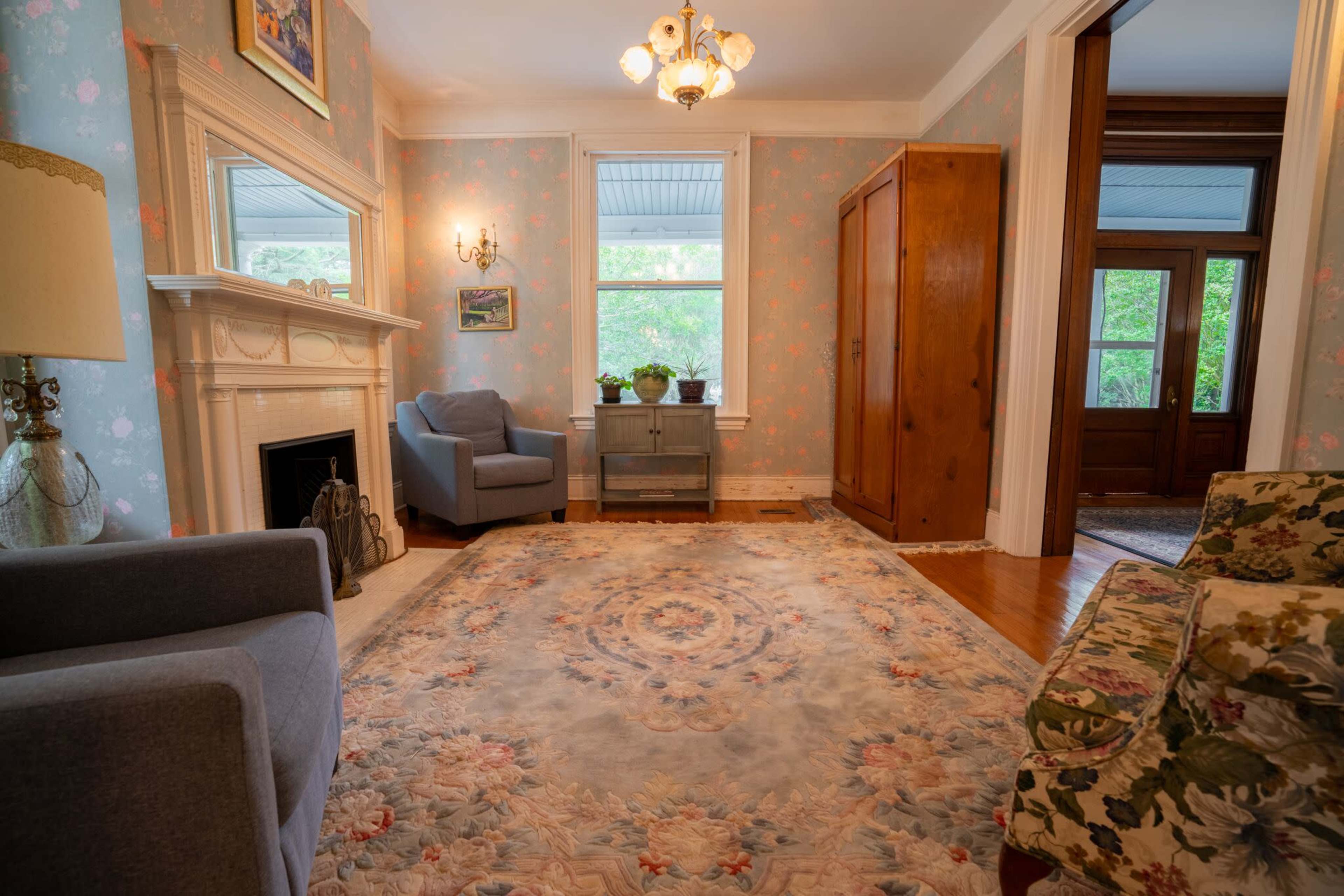 Former Plantation with Amazing Vibe Image in Portsmouth, Portsmouth, VA