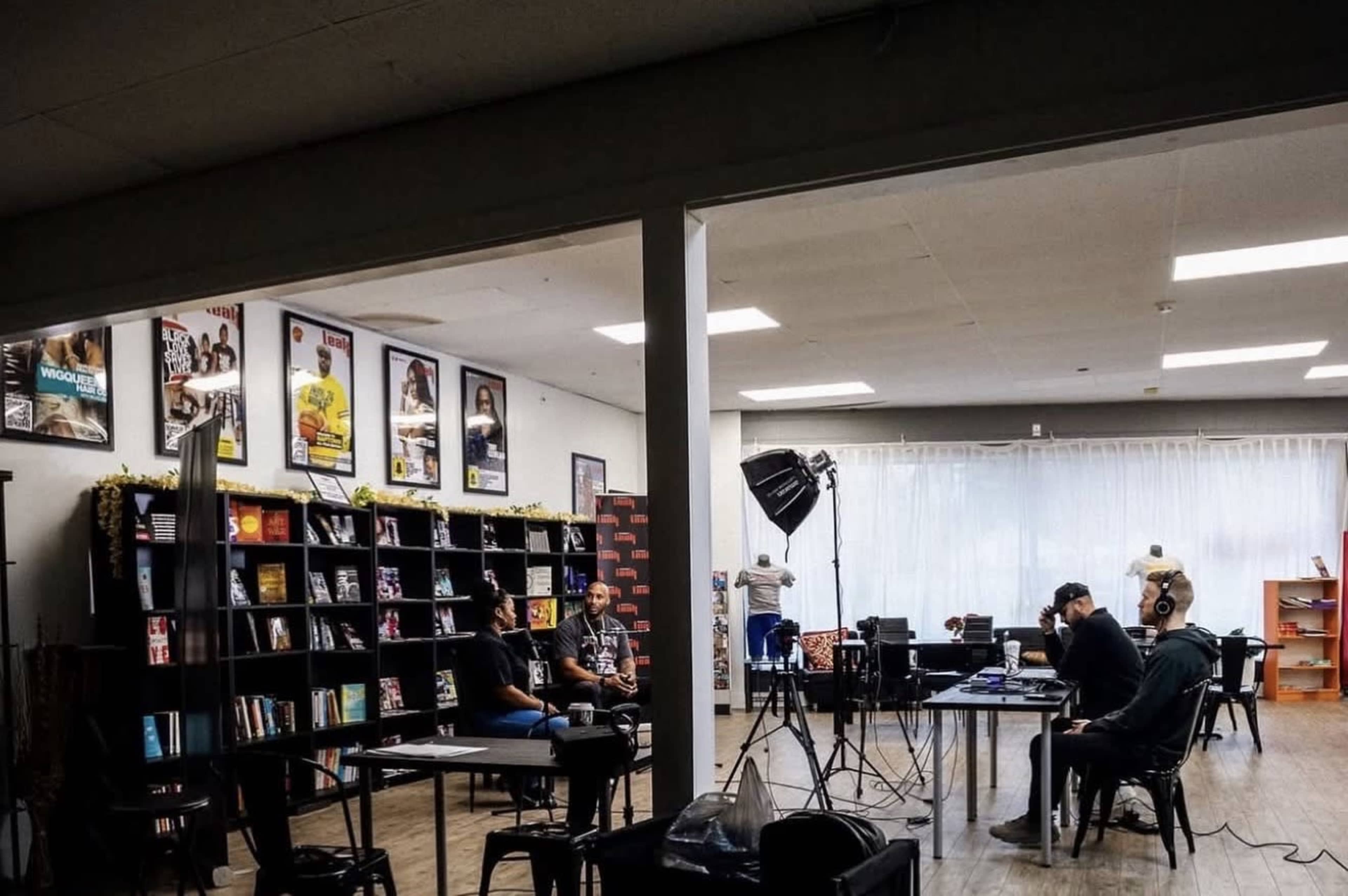 Creative Meeting, Workshop & Co-Working Space with Bookstore Vibe Image in Crooked Creek, INDIANAPOLIS, IN