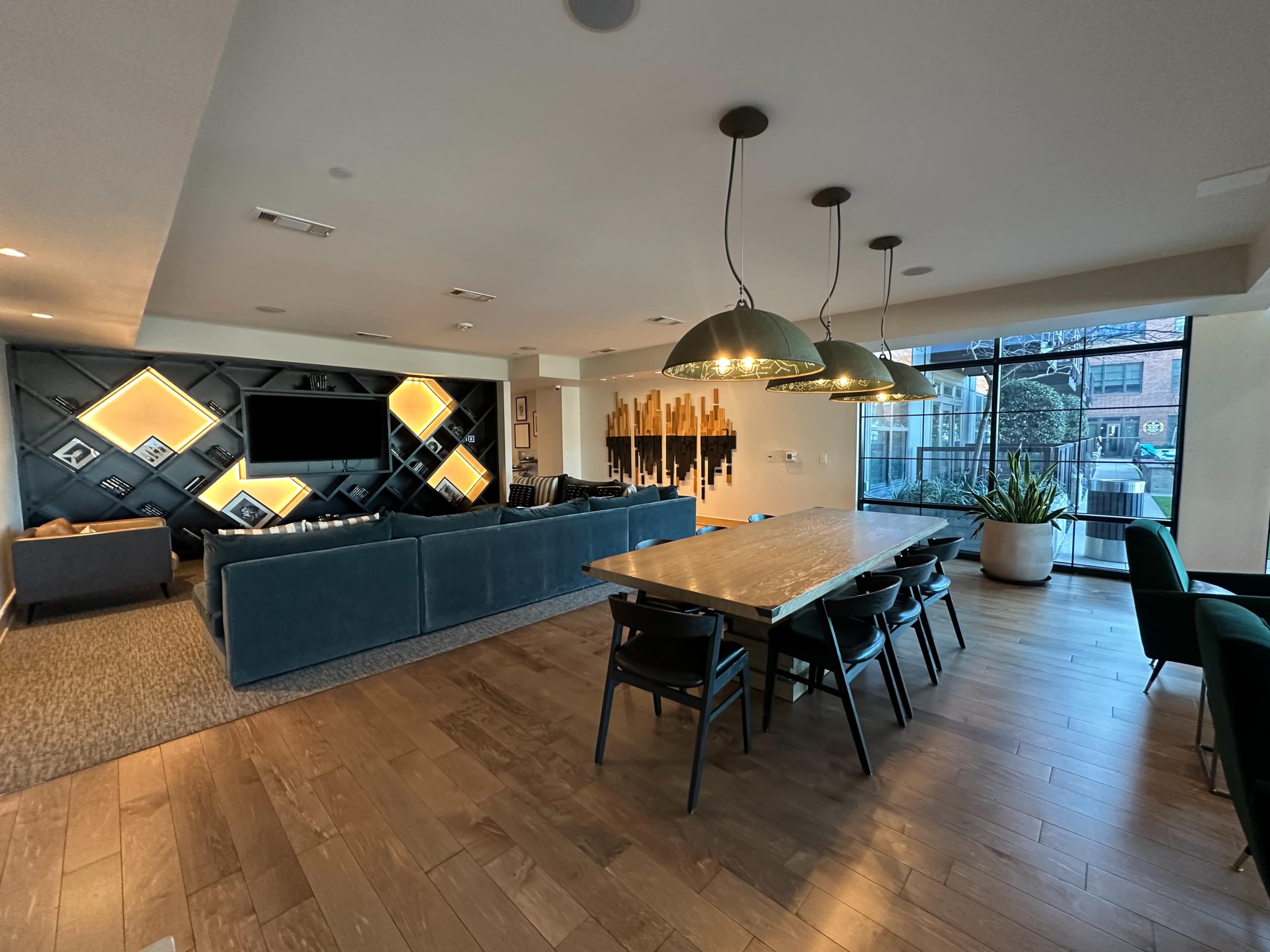 Luxurious Clubroom with Stunning Views Image in Deep Ellum, Dallas, TX