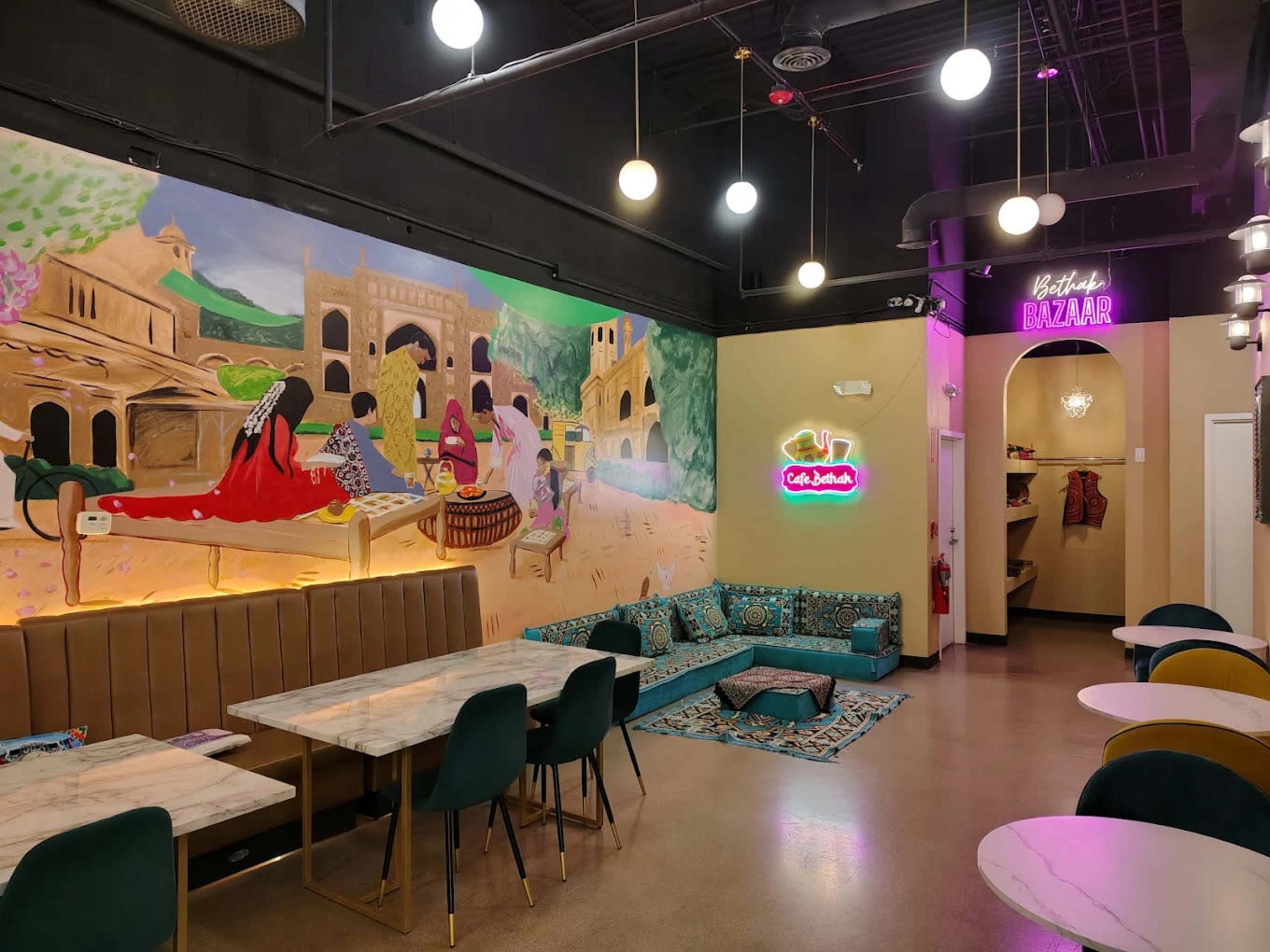 Versatile Café & Event Space with Indoor-Outdoor Flexibility Image in York Township, Lombard, IL