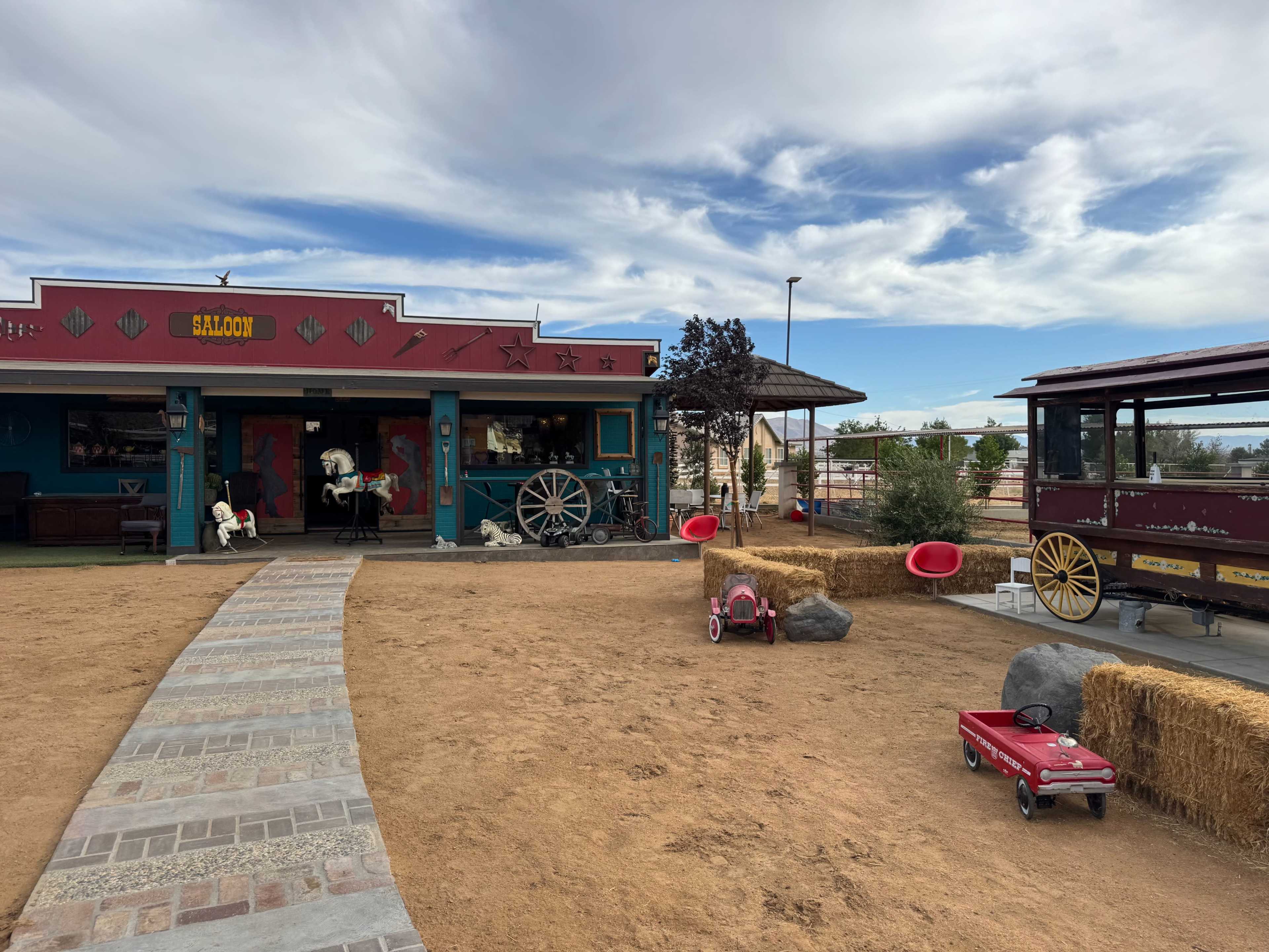 Golden sunsets with mountain view. A place where dreams meet reality Image in , Apple Valley, CA
