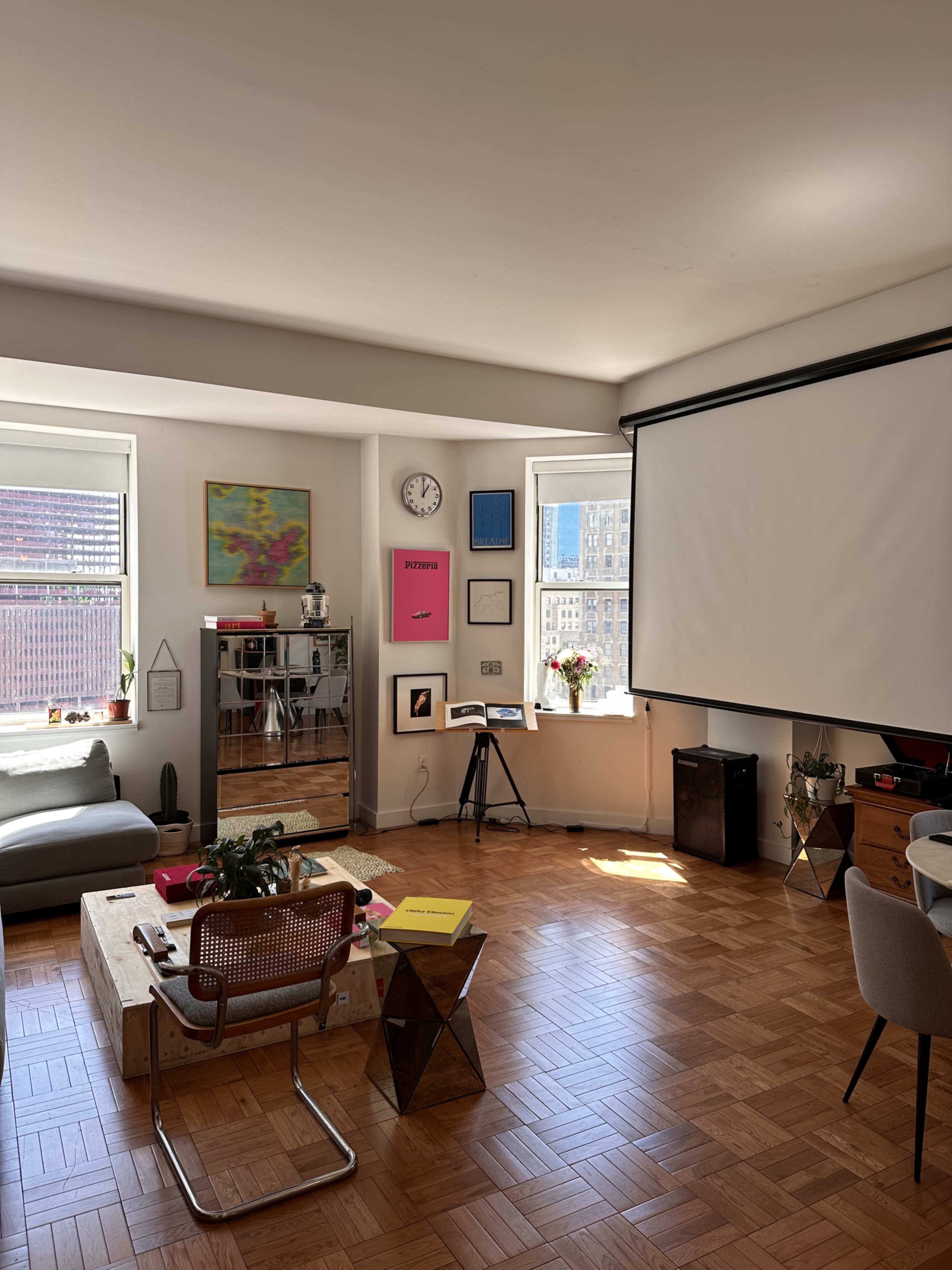 Stylish Contemporary Manhattan Condo on the 22nd floor Image in Lower Manhattan, New York, NY