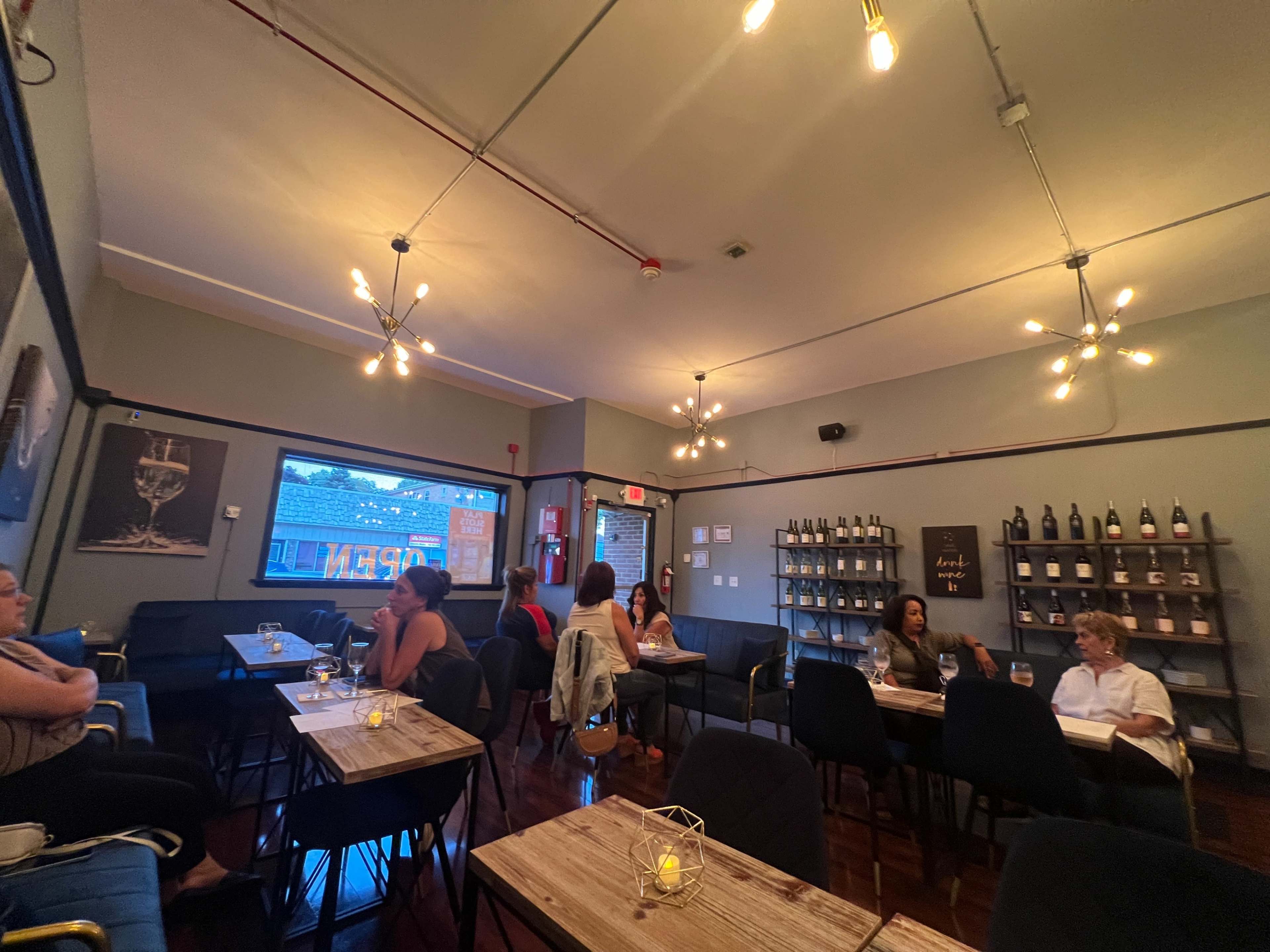 Downtown Wine Bar with Glamourous & Cozy Ambiance Image in Berwyn Township, Berwyn, IL