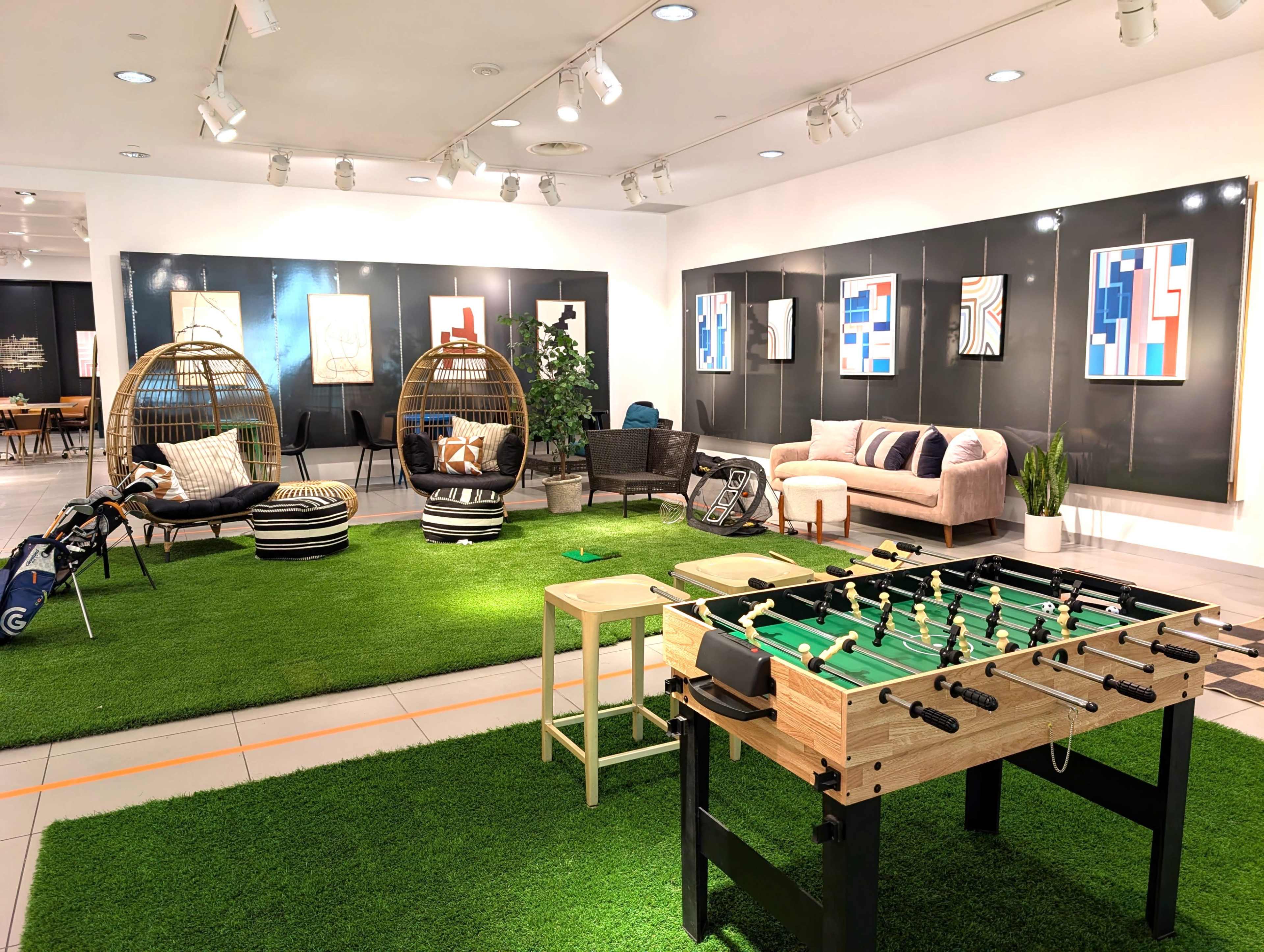 Orange Door Spaces: 4000 sq ft Game Room for Productions, Filming, Photoshoots & Creative Projects Image in North Redondo, Redondo Beach, CA