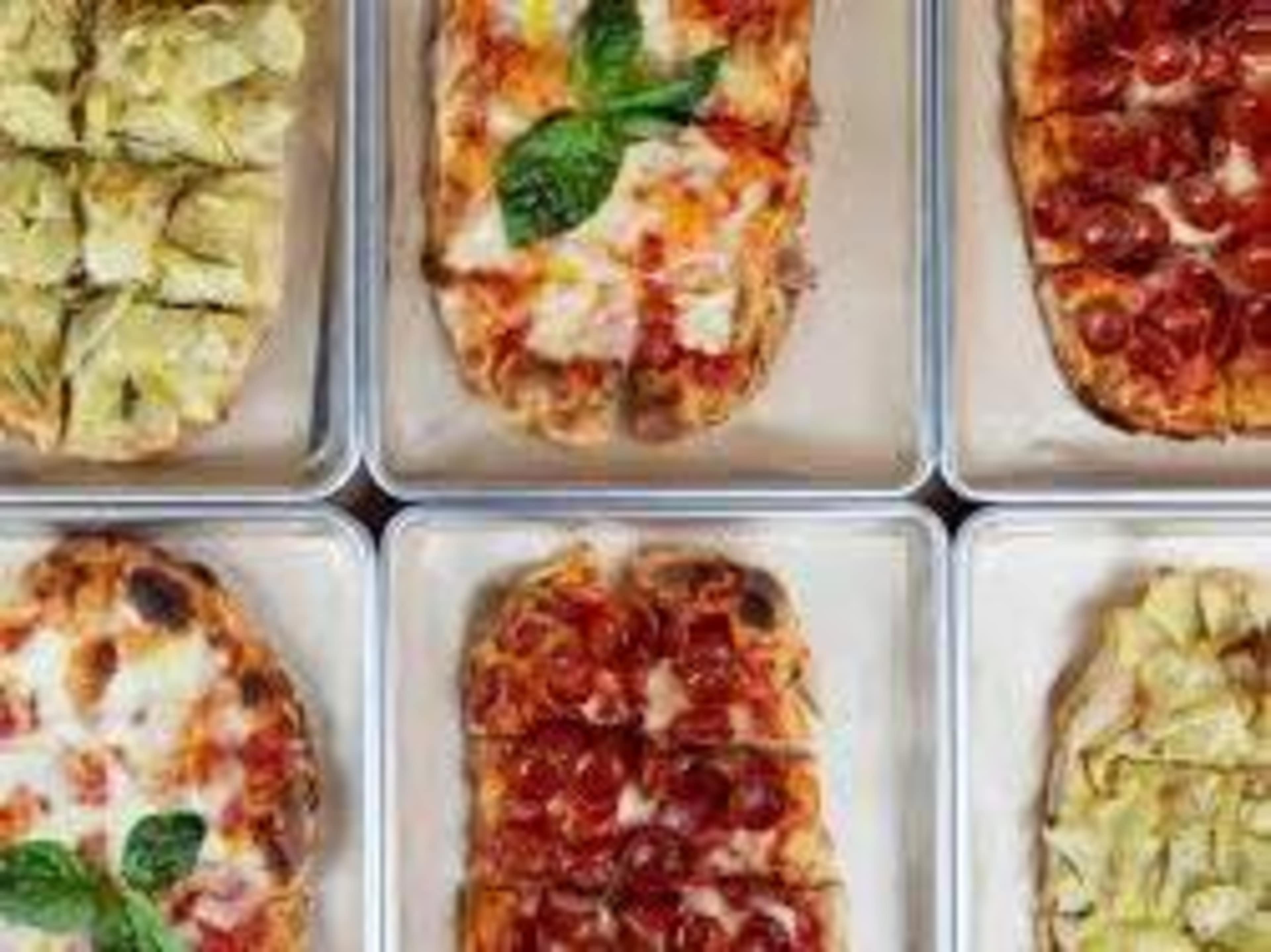 Pizza from a Local’s Favorite