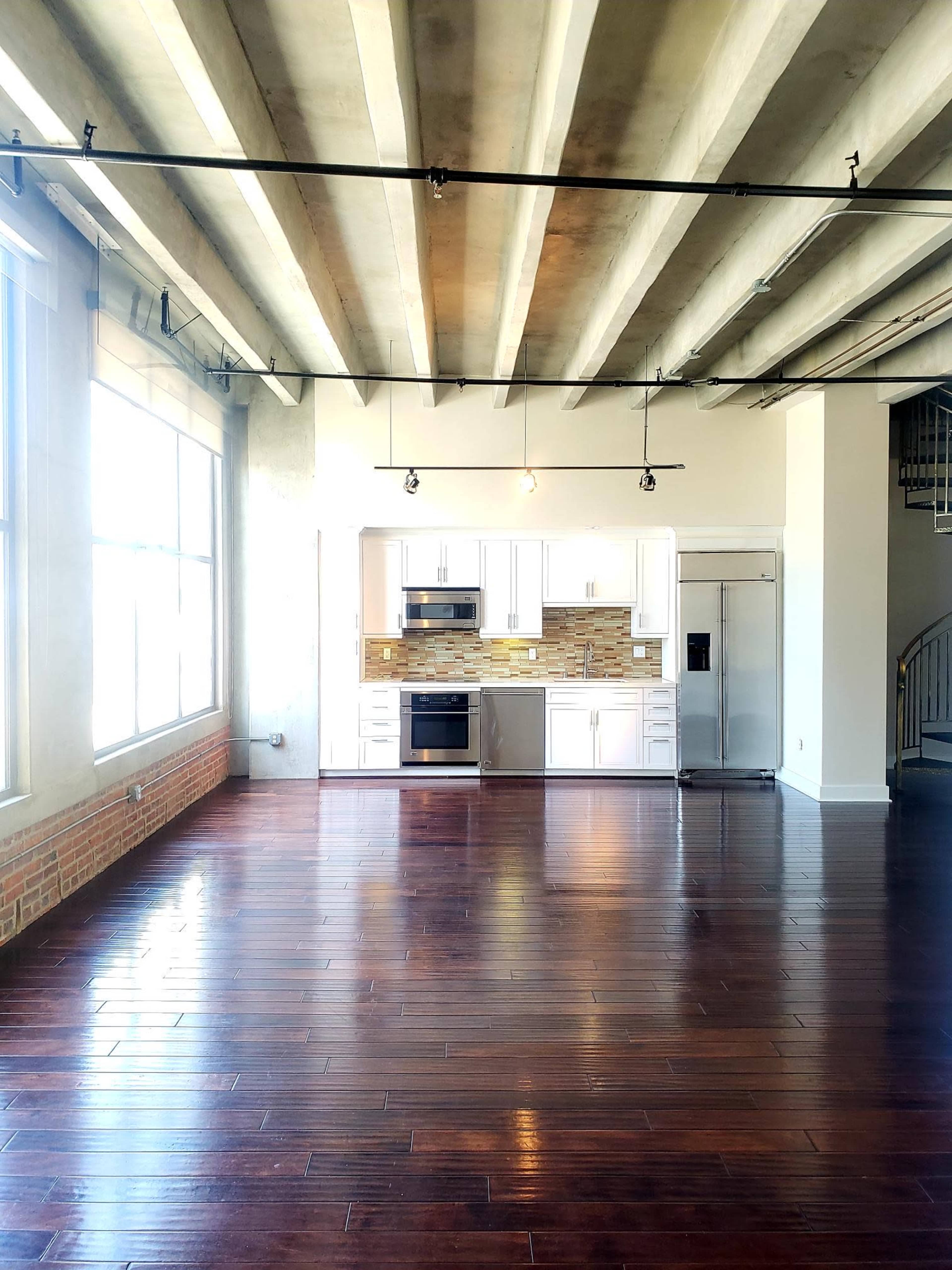 Urban Downtown Loft W/ Roof Deck Image in Central LA, Los Angeles, CA