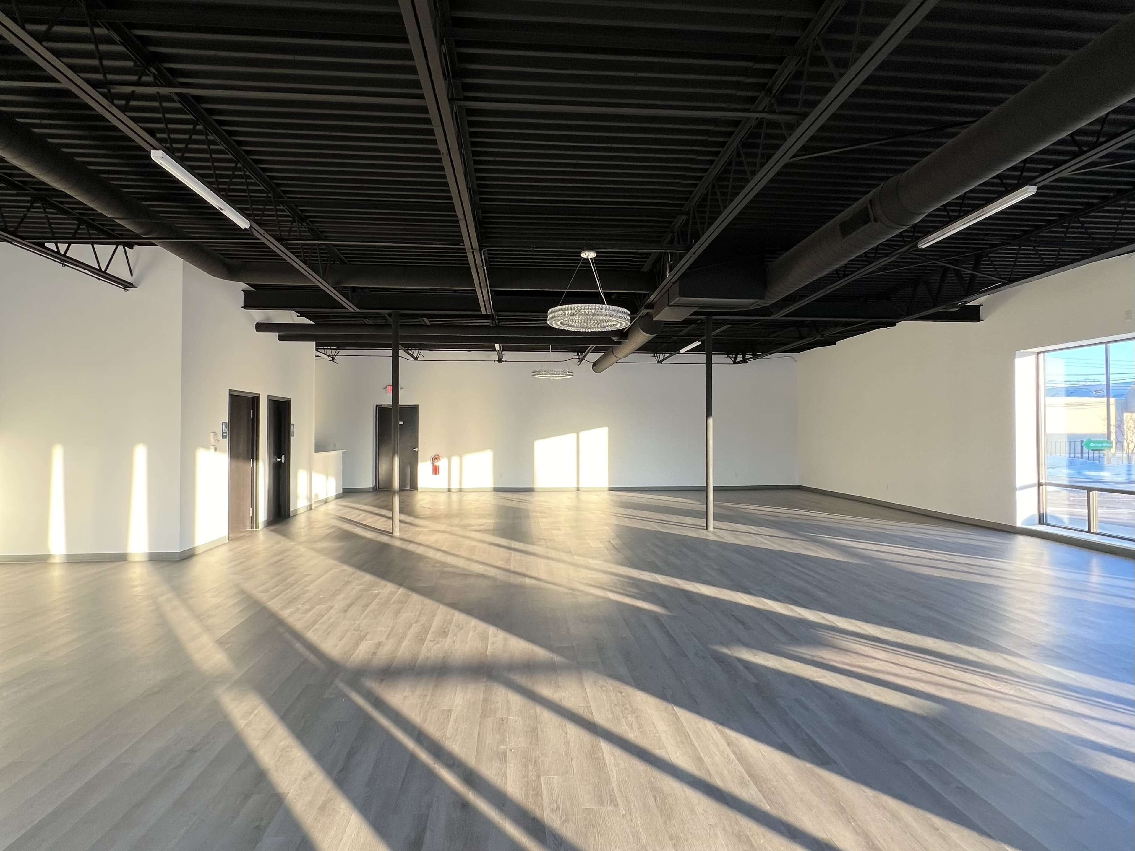 Modern Luxury Event Space Image in Troy, Troy, MI