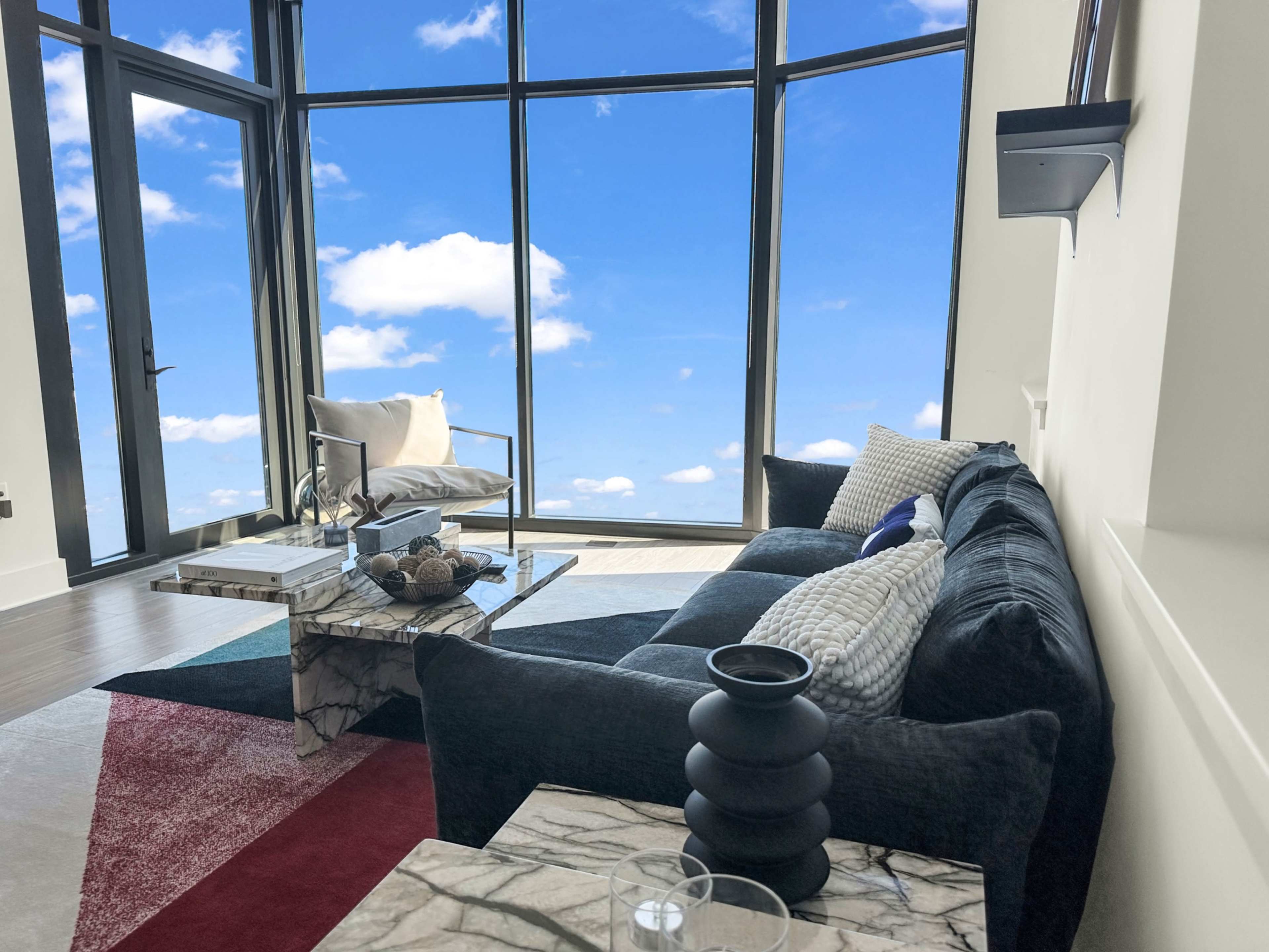 Upscale high-rise Image in Buckhead, Atlanta, GA